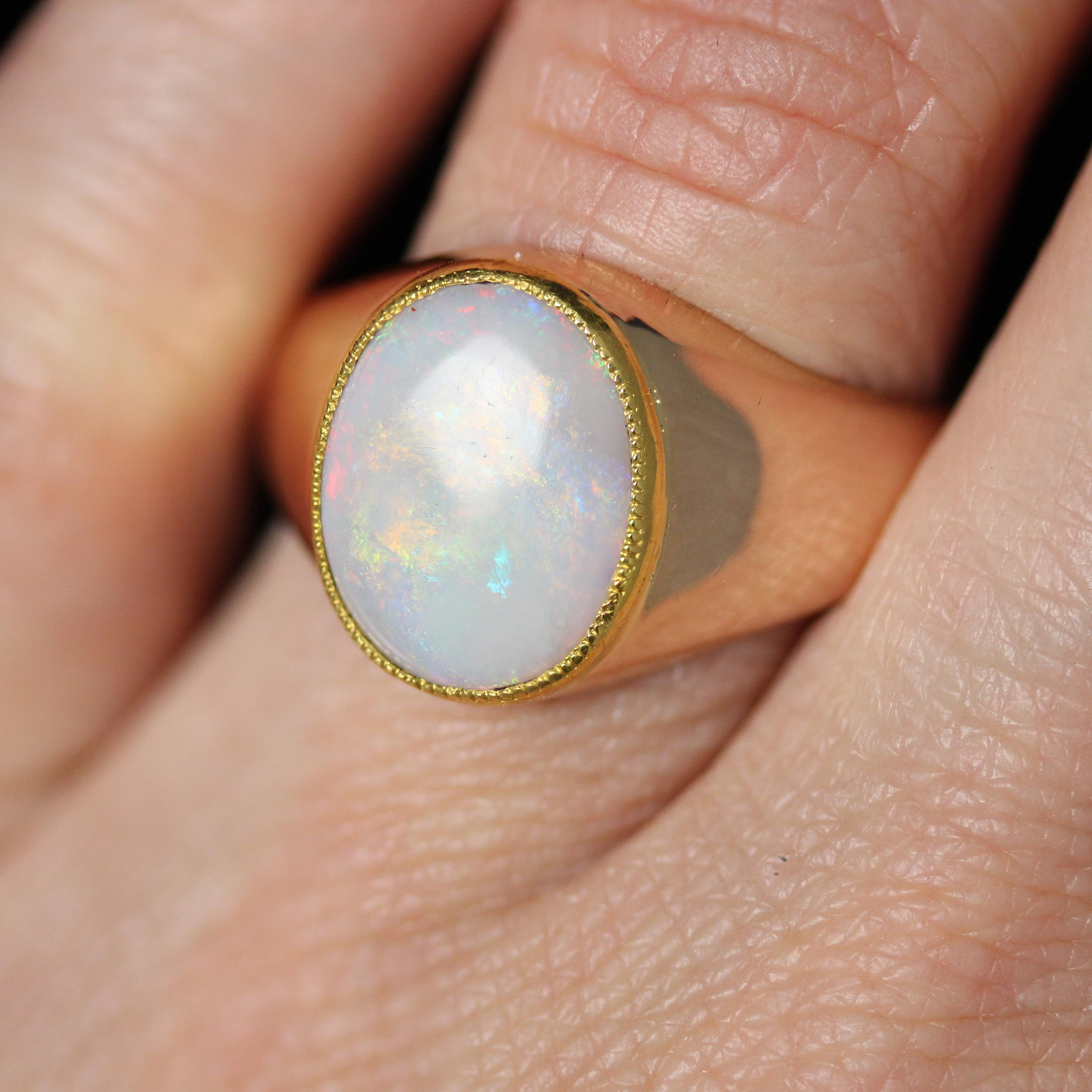 French 1980s Opal 18 Karat Rose Gold Retro Bangle Ring For Sale 8
