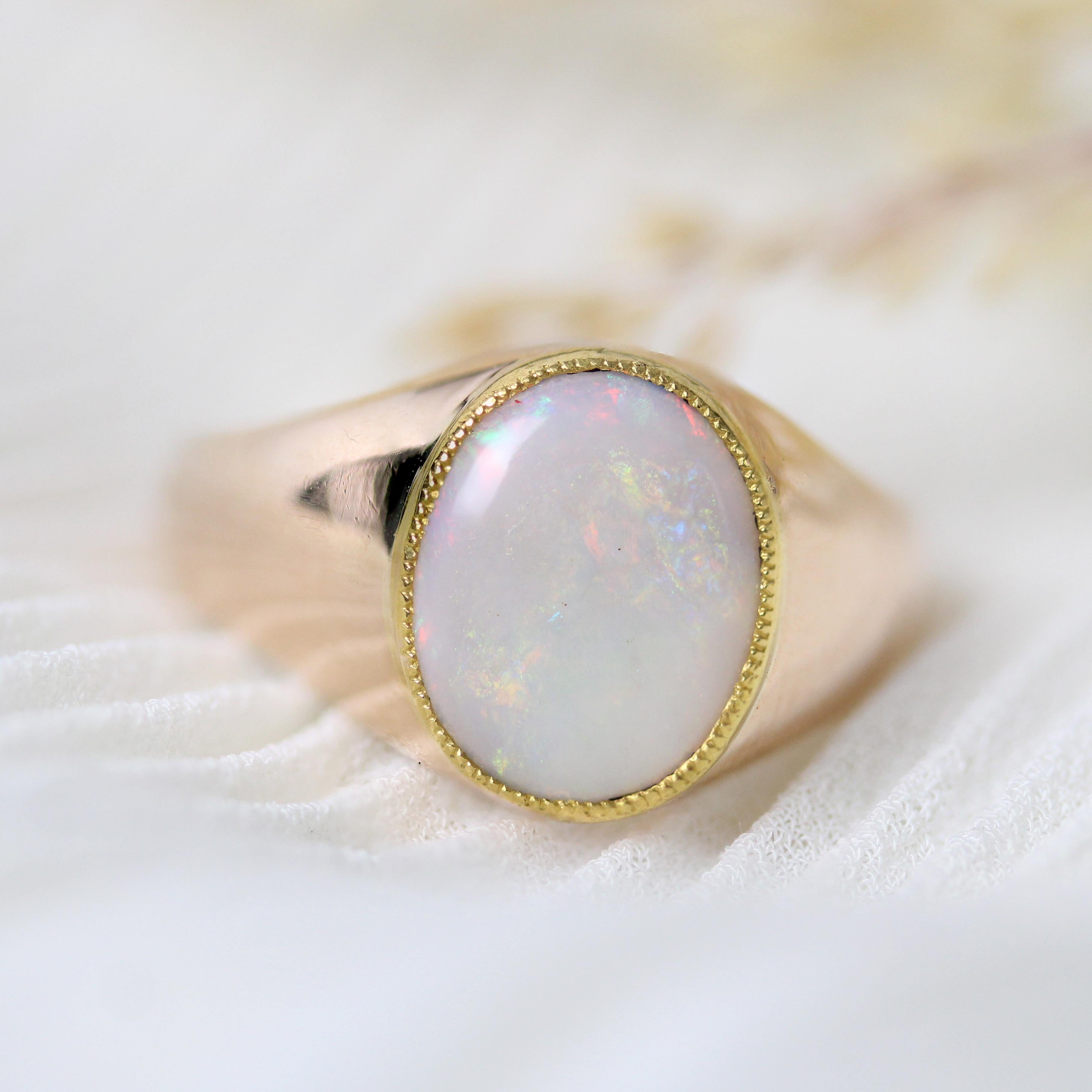 Cabochon French 1980s Opal 18 Karat Rose Gold Retro Bangle Ring For Sale
