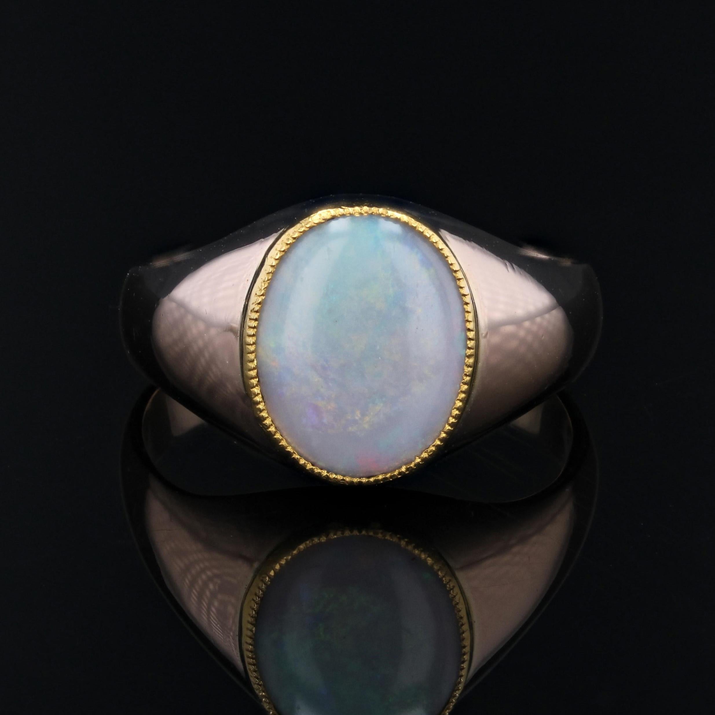 Women's or Men's French 1980s Opal 18 Karat Rose Gold Retro Bangle Ring For Sale