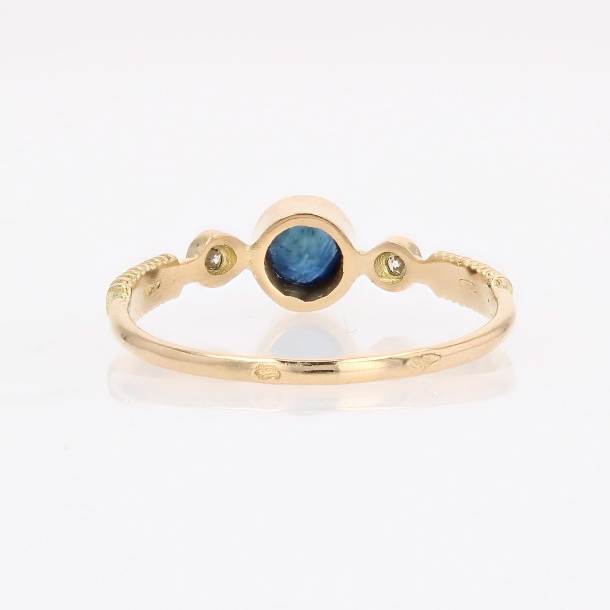 Bague française des années 1980 en or jaune 18 carats, saphir et diamants en vente 9