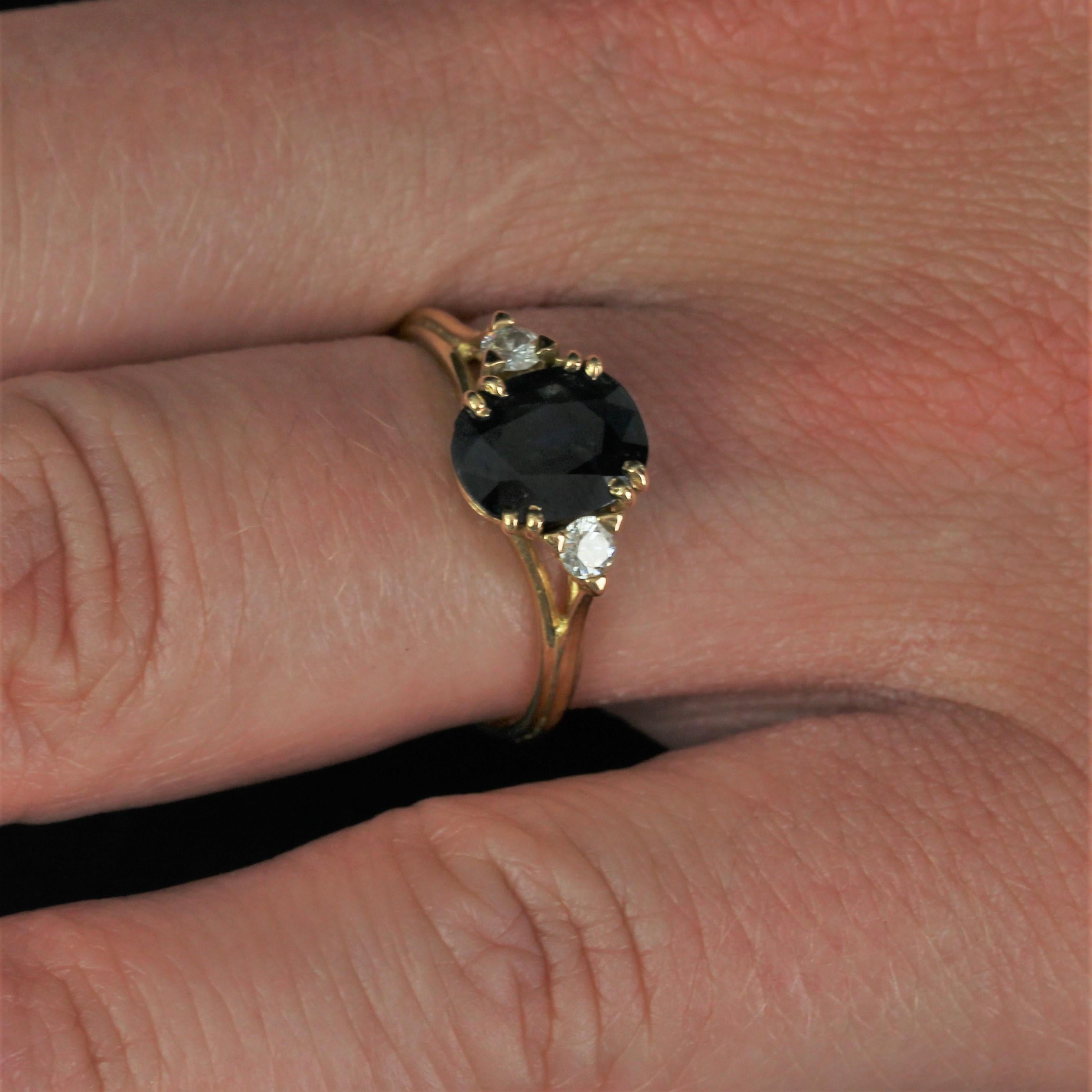 French 1980s Sapphire Diamonds 18 Karat Yellow Gold Ring 4