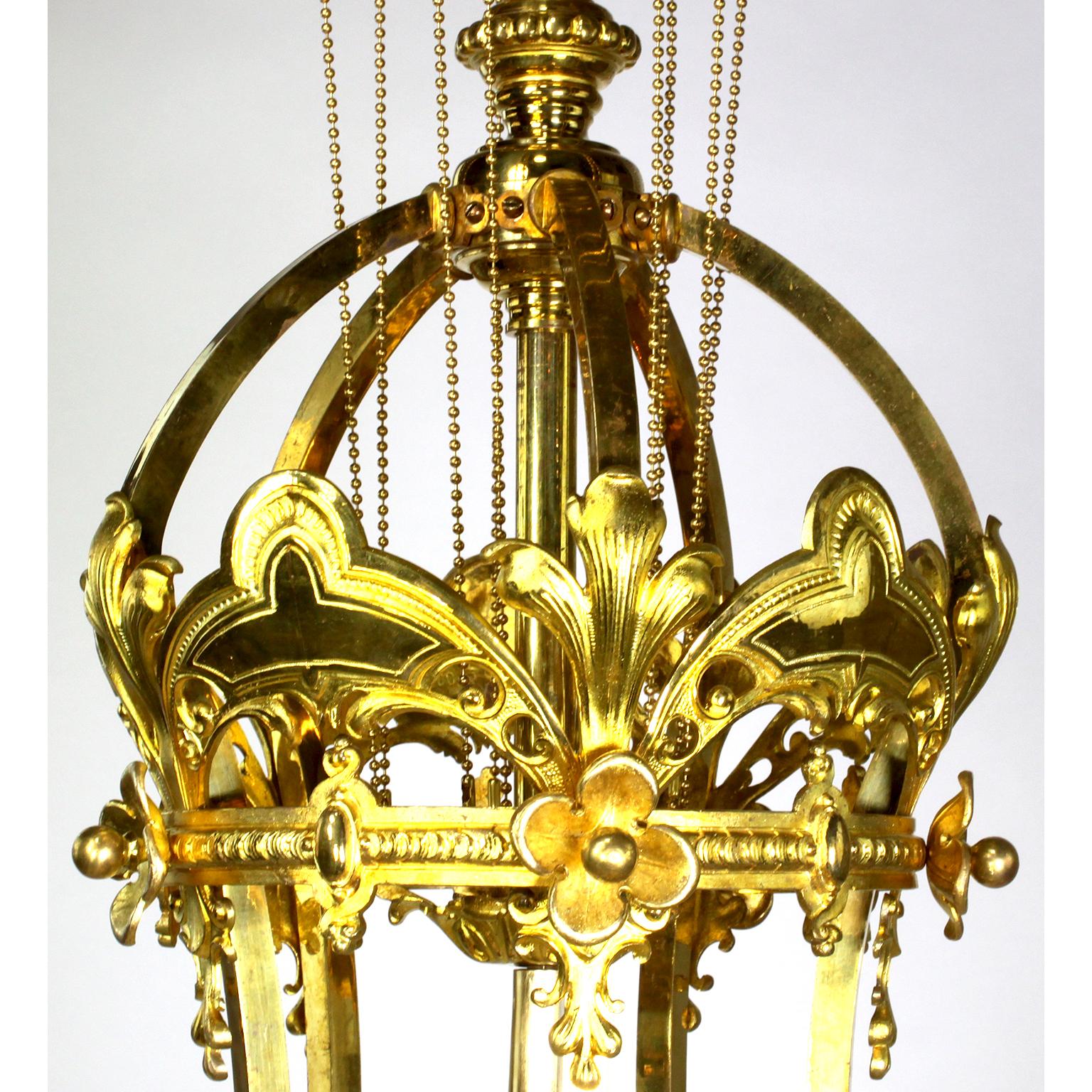 French 19th-20th Century Belle Époque Gilt-Bronze & Cut-Glass 6-Light Chandelier For Sale 6