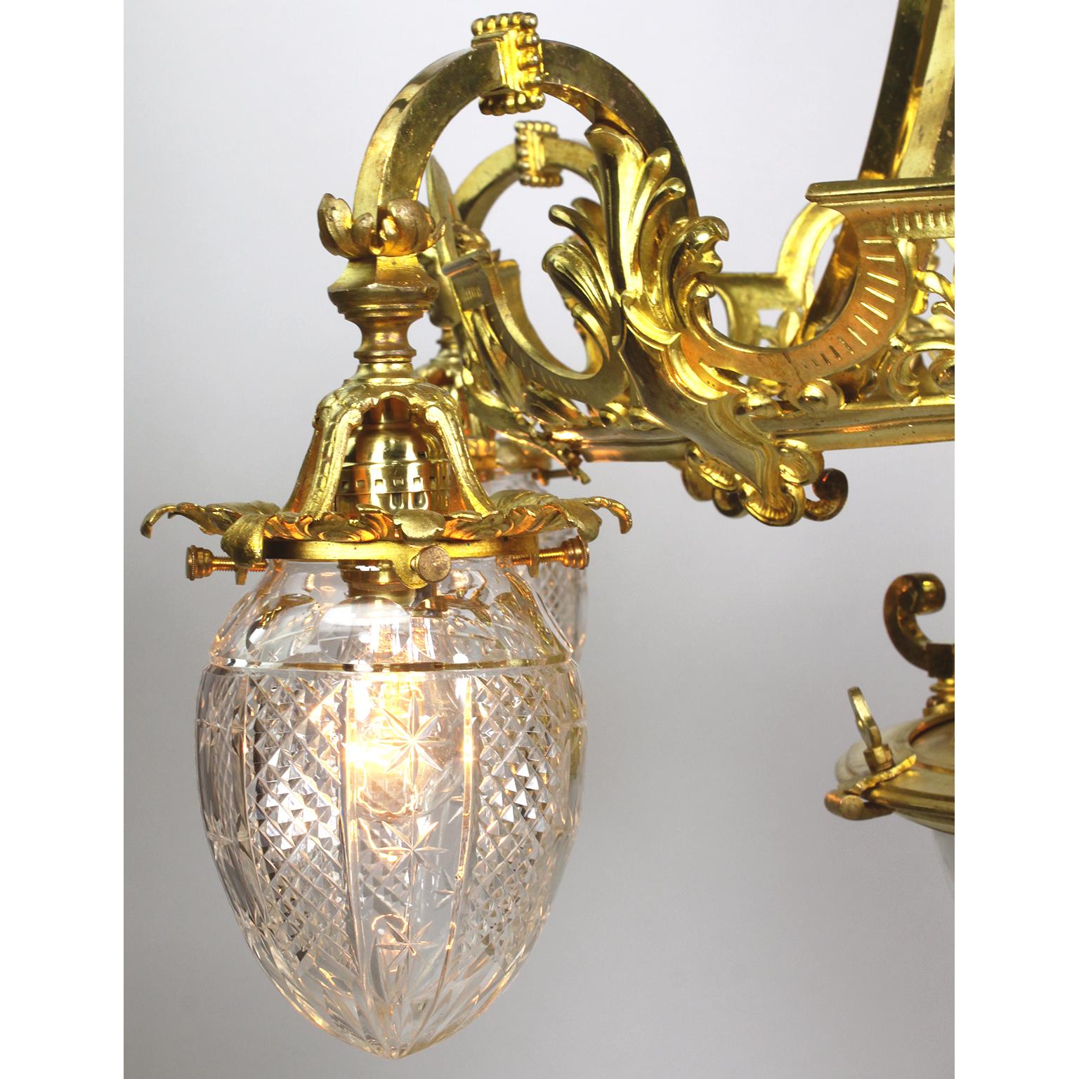 Début du 20ème siècle Lustre à 6 lumières en bronze doré et verre taillé Belle poque du XIXe-XXe siècle français en vente