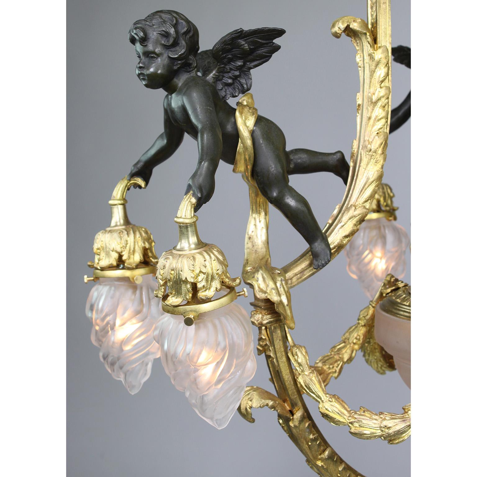 French 19th/20th Century Belle Époque Gilt & Patinated Bronze Cherub Chandelier For Sale 1