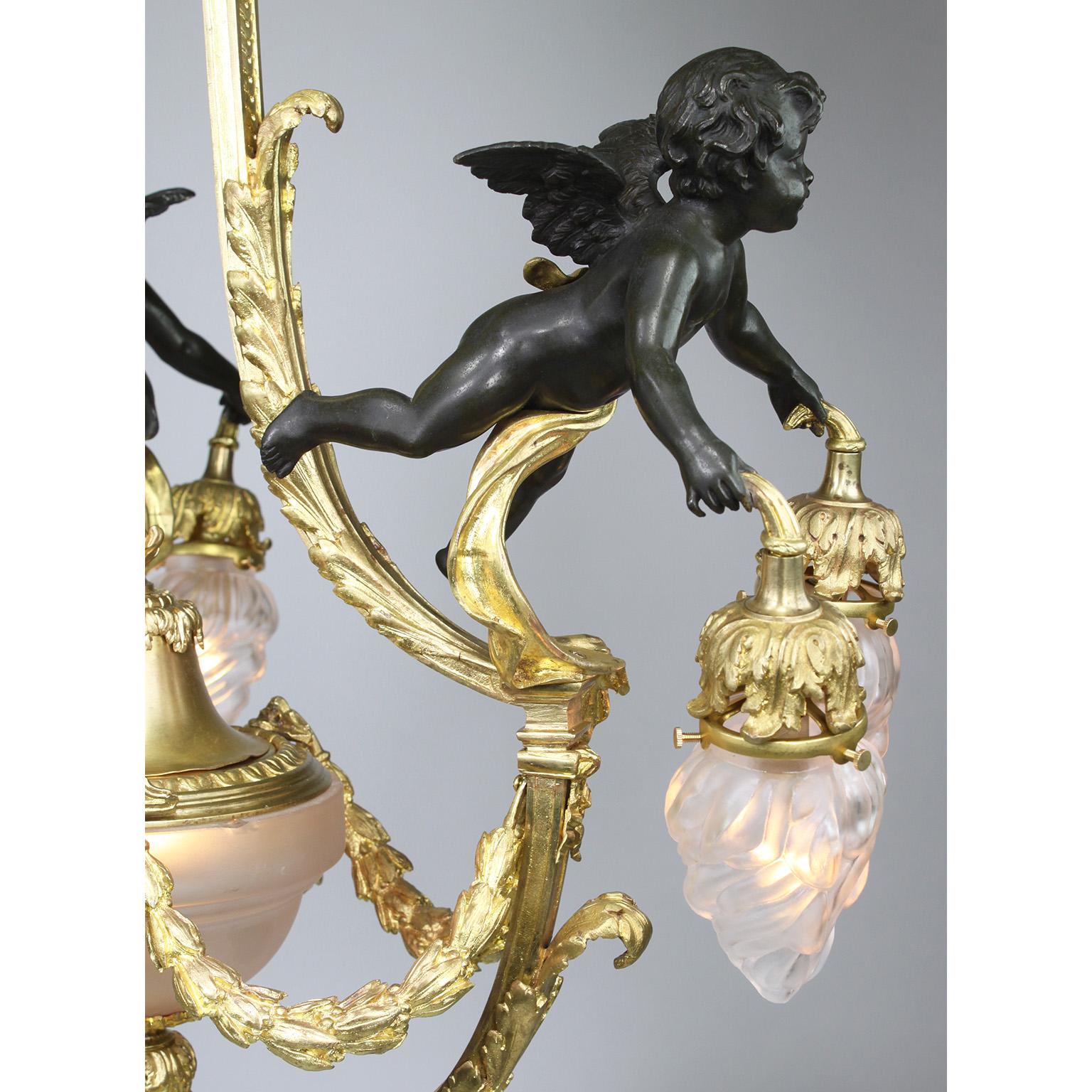 French 19th/20th Century Belle Époque Gilt & Patinated Bronze Cherub Chandelier For Sale 2