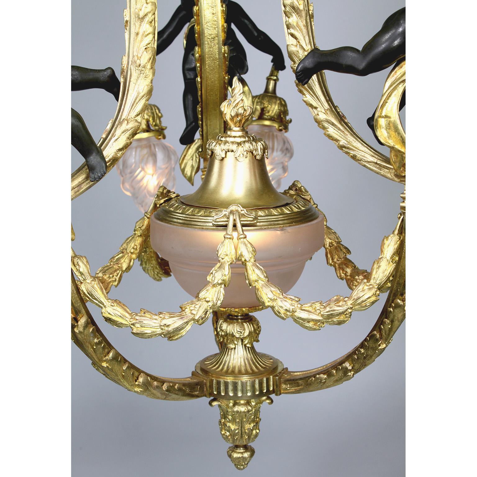 French 19th/20th Century Belle Époque Gilt & Patinated Bronze Cherub Chandelier For Sale 3