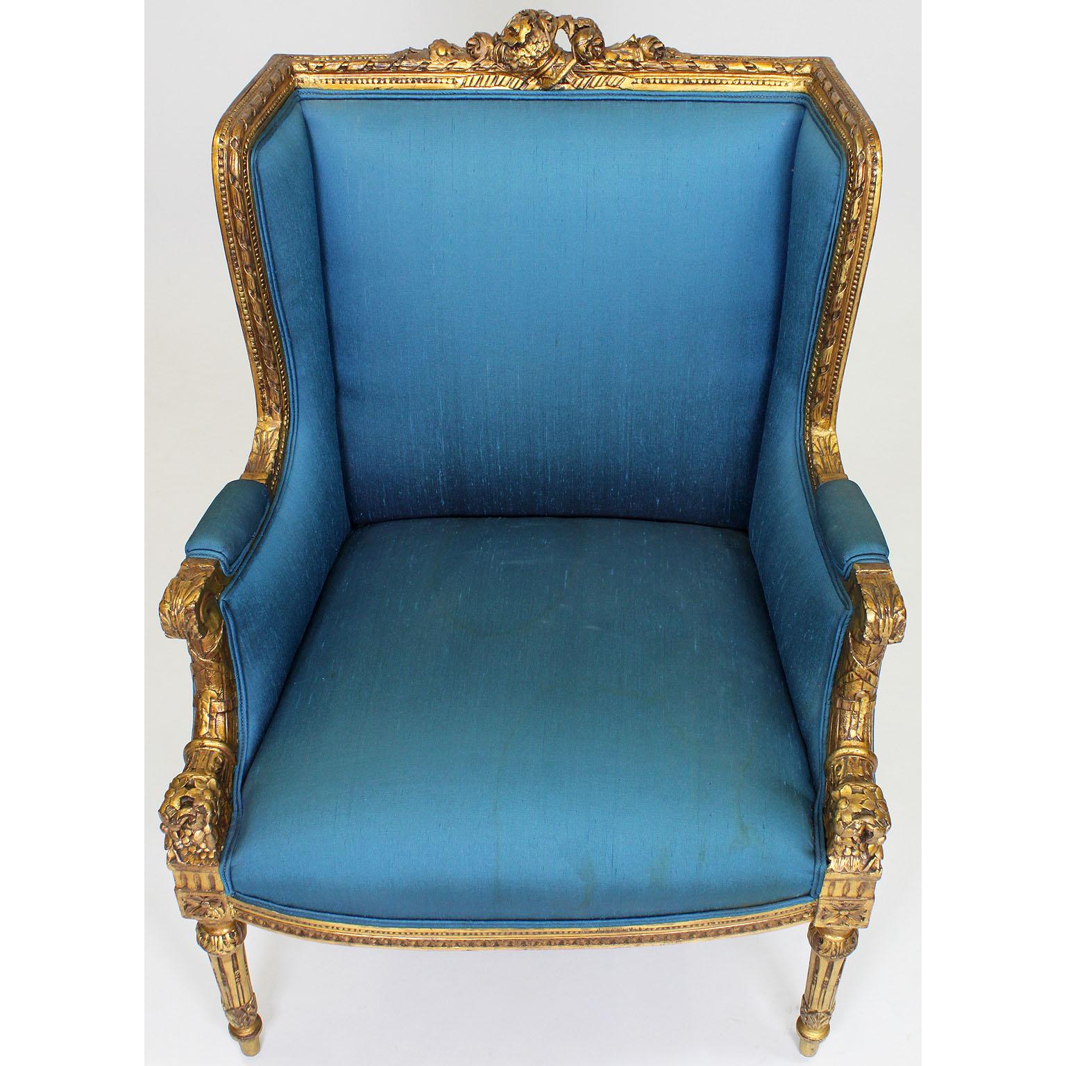 French 19th-20th Century Belle Époque Louis XVI Style Bergère Giltwood Salon Set For Sale 6