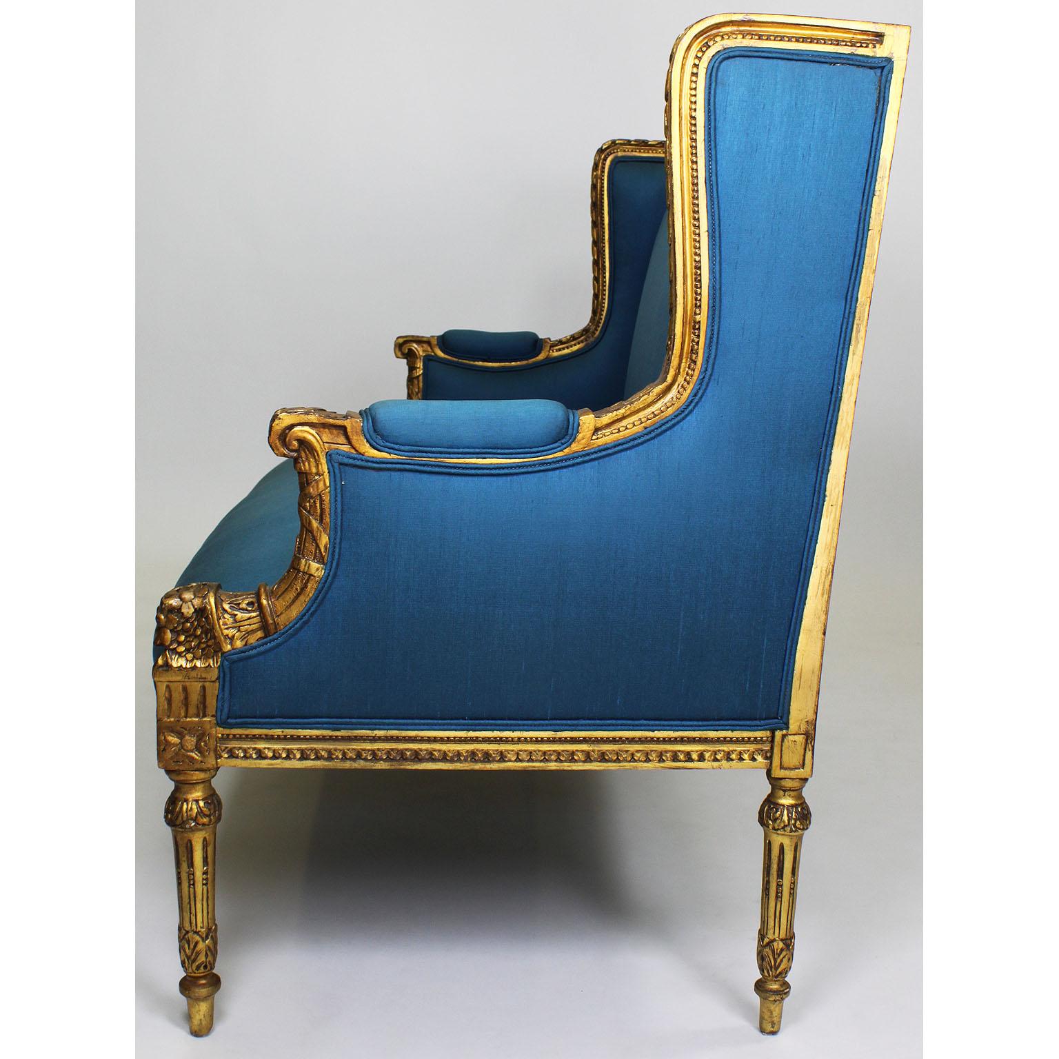 French 19th-20th Century Belle Époque Louis XVI Style Bergère Giltwood Salon Set For Sale 2
