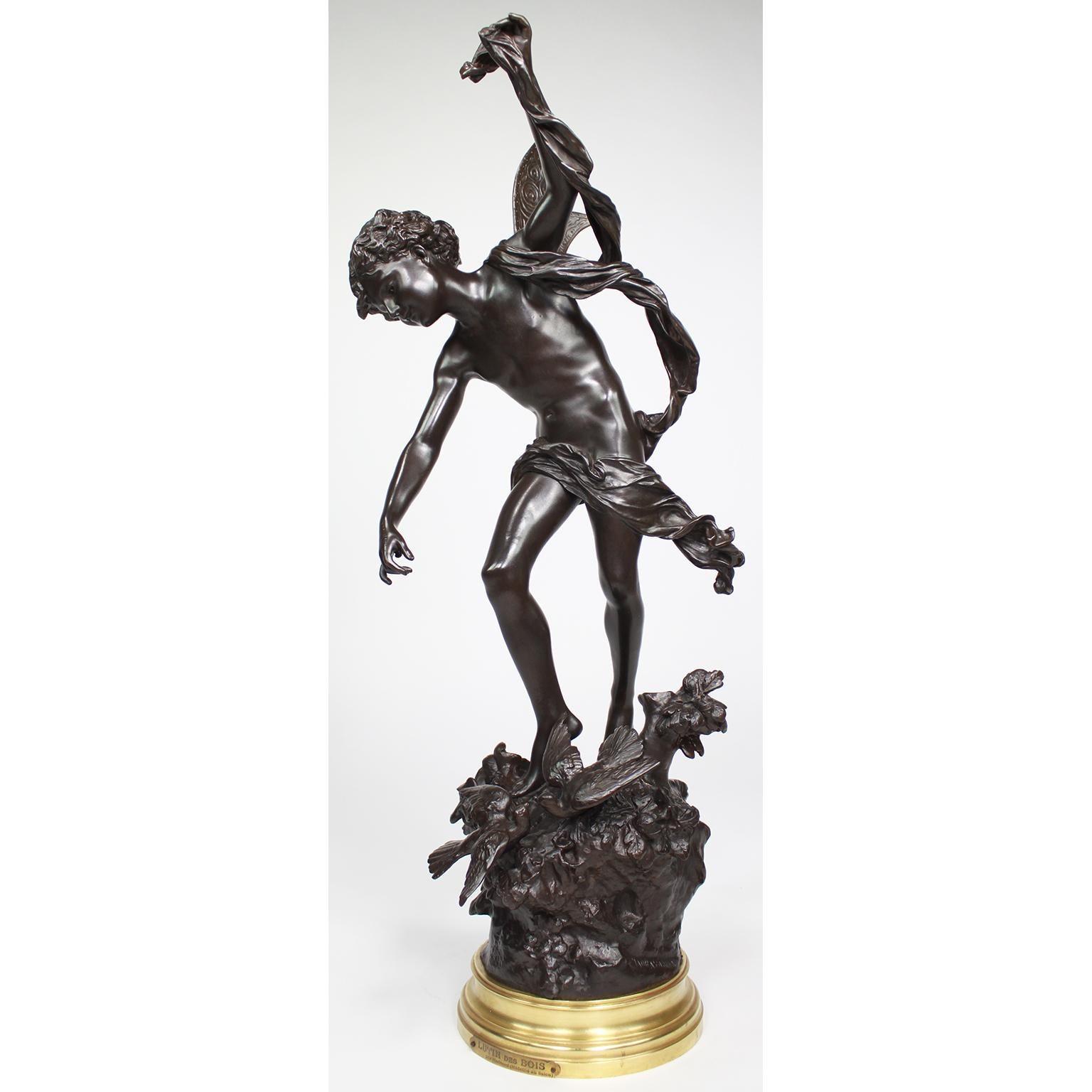 Fina figura francesa de bronce patinado de los siglos XIX/XX titulada 