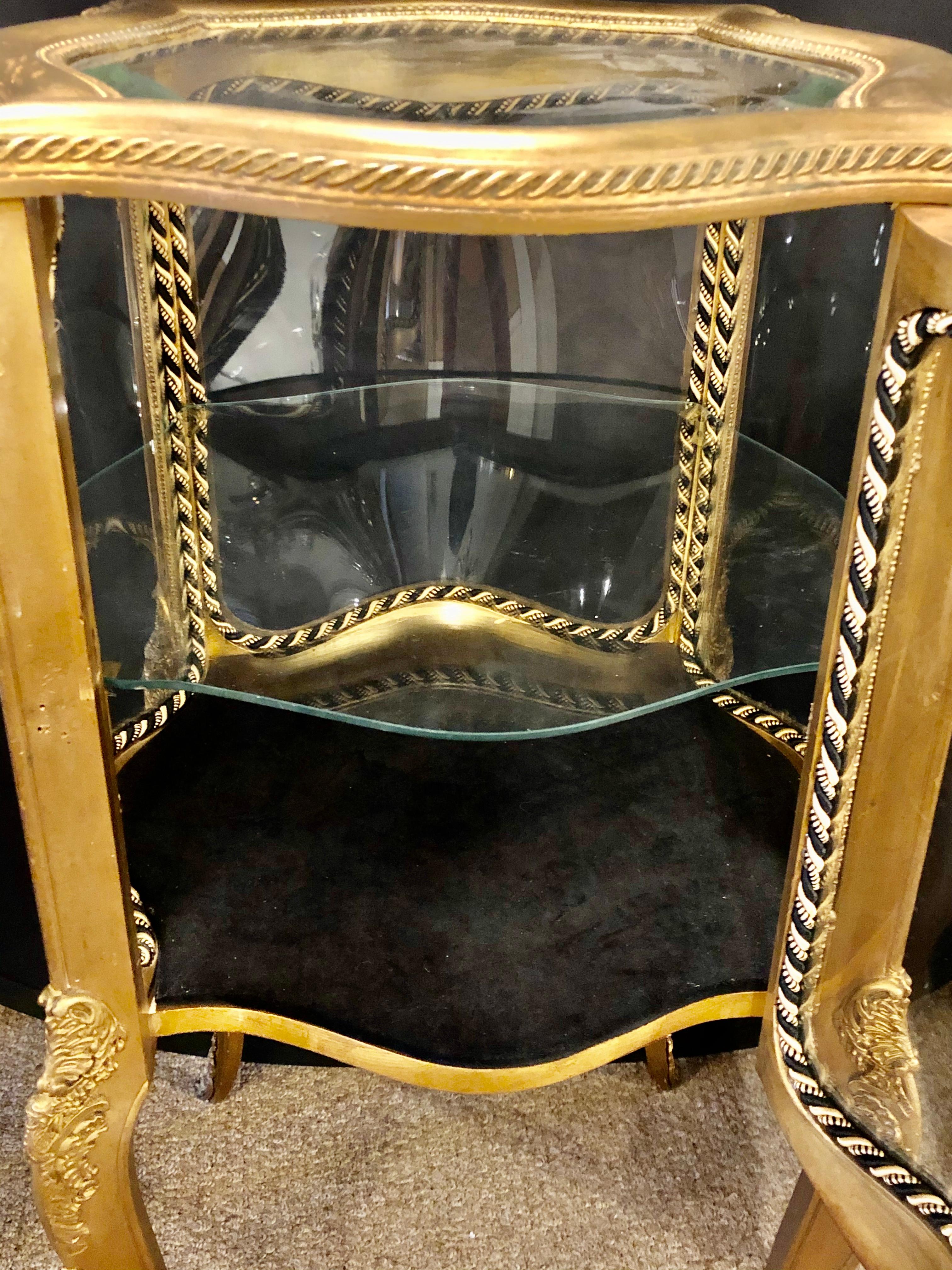 French 19th-20th Century Curio Vitrine Cabinet Curved Glass All Round 2