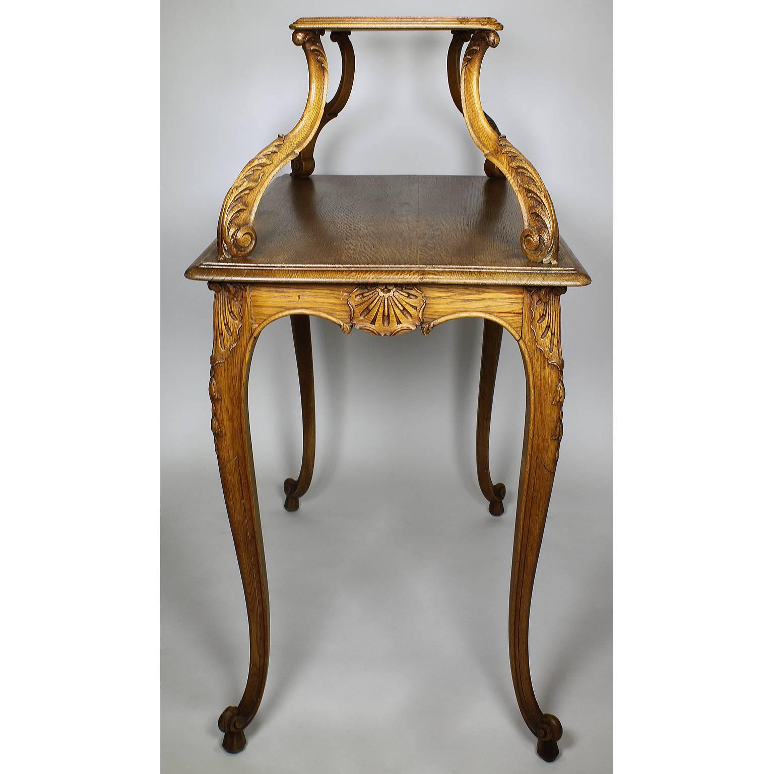 French 19th-20th Century Louis XV Style Carved Oak Two-Tier Tea or Dessert Table For Sale 1
