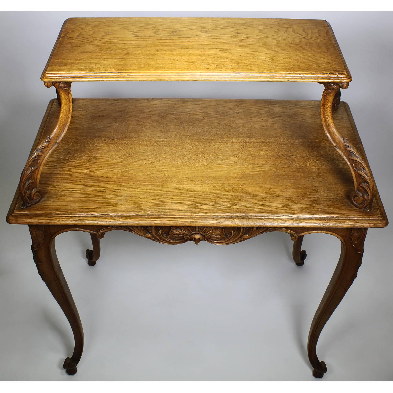 French 19th-20th Century Louis XV Style Carved Oak Two-Tier Tea or Dessert Table For Sale 3