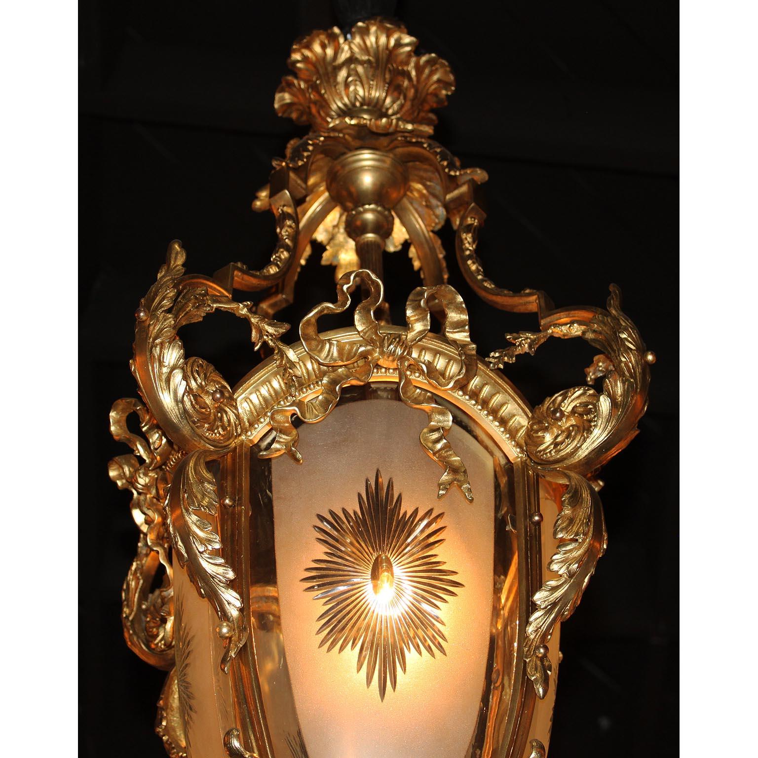 French, 19th-20th Century Louis XV Style Gilt Bronze and Glass Lantern For Sale 4