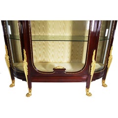 French 19th/20th Century Louis XV Style Mahogany and Gilt-Bronze Mounted Vitrine