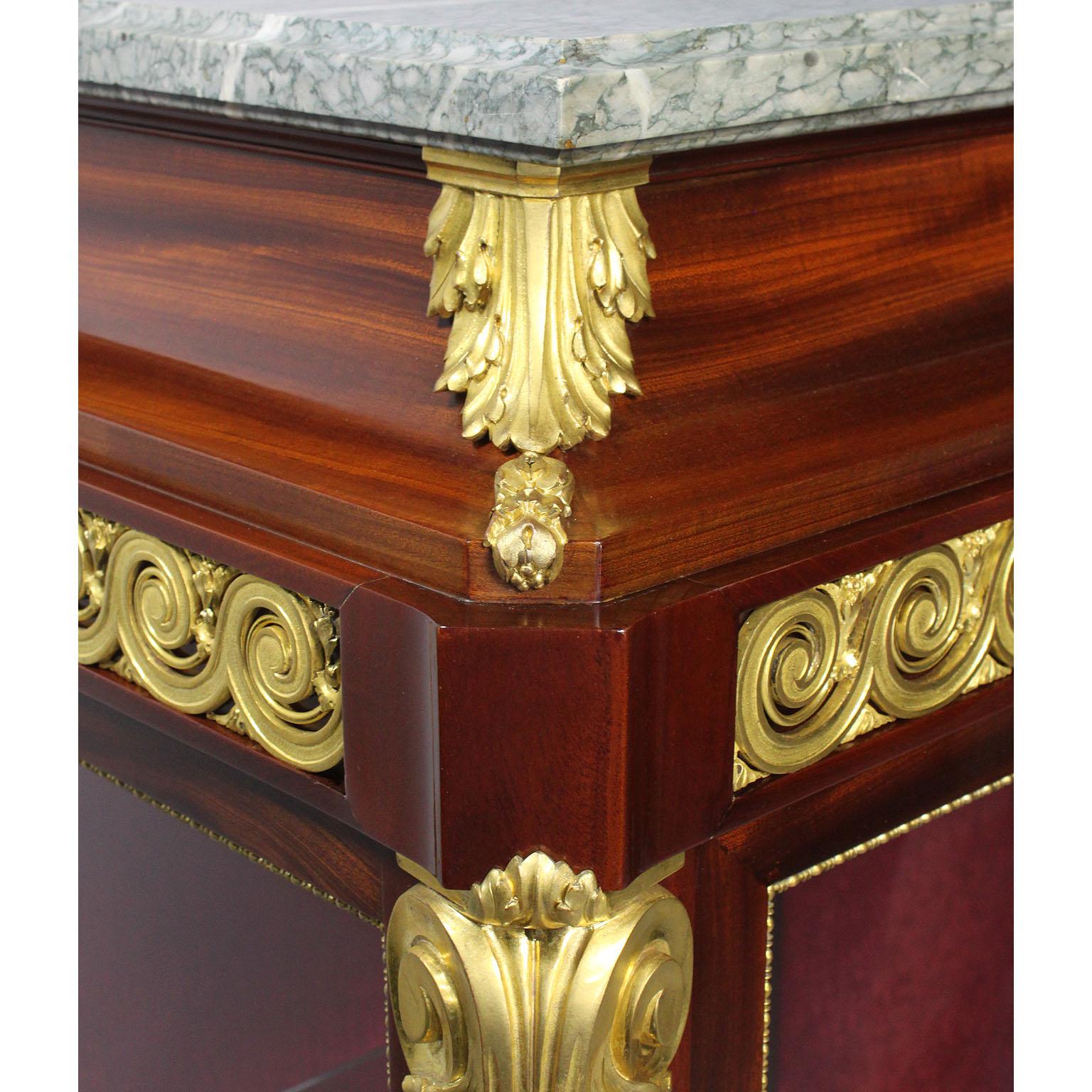 Early 20th Century French 19th-20th Century Louis XV Style Mahogany and Ormolu Mounted Vitrine For Sale