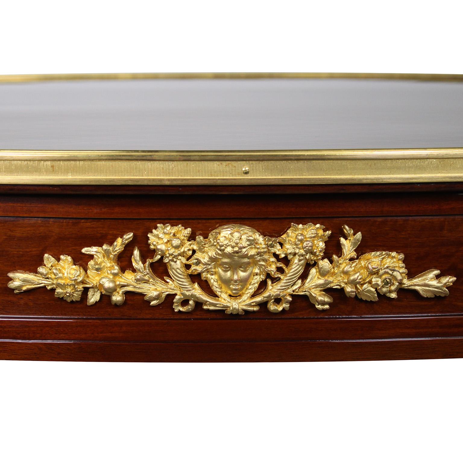 Francese Tavolino in mogano stile Luigi XV francese del XIX-XX secolo, Francois Link Attr in vendita