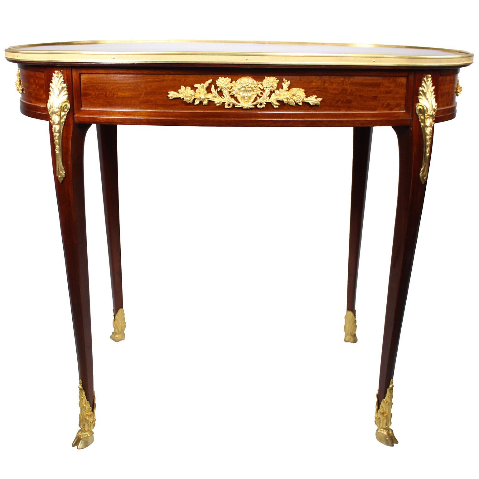 Tavolino in mogano stile Luigi XV francese del XIX-XX secolo, Francois Link Attr In condizioni buone in vendita a Los Angeles, CA