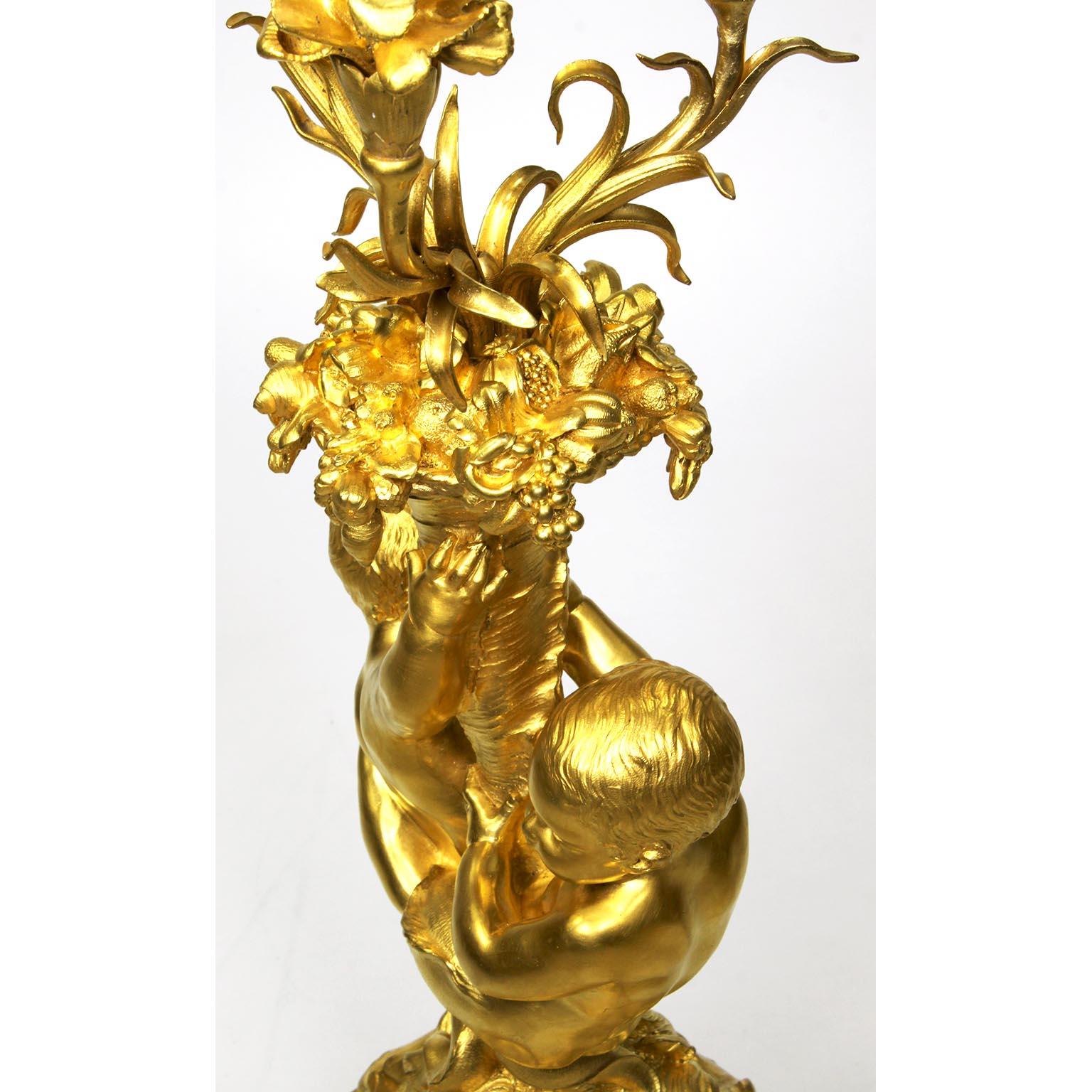 Candélabre sirène française de style Louis XV du 19e-20e siècle en bronze doré et marbre blanc en vente 2