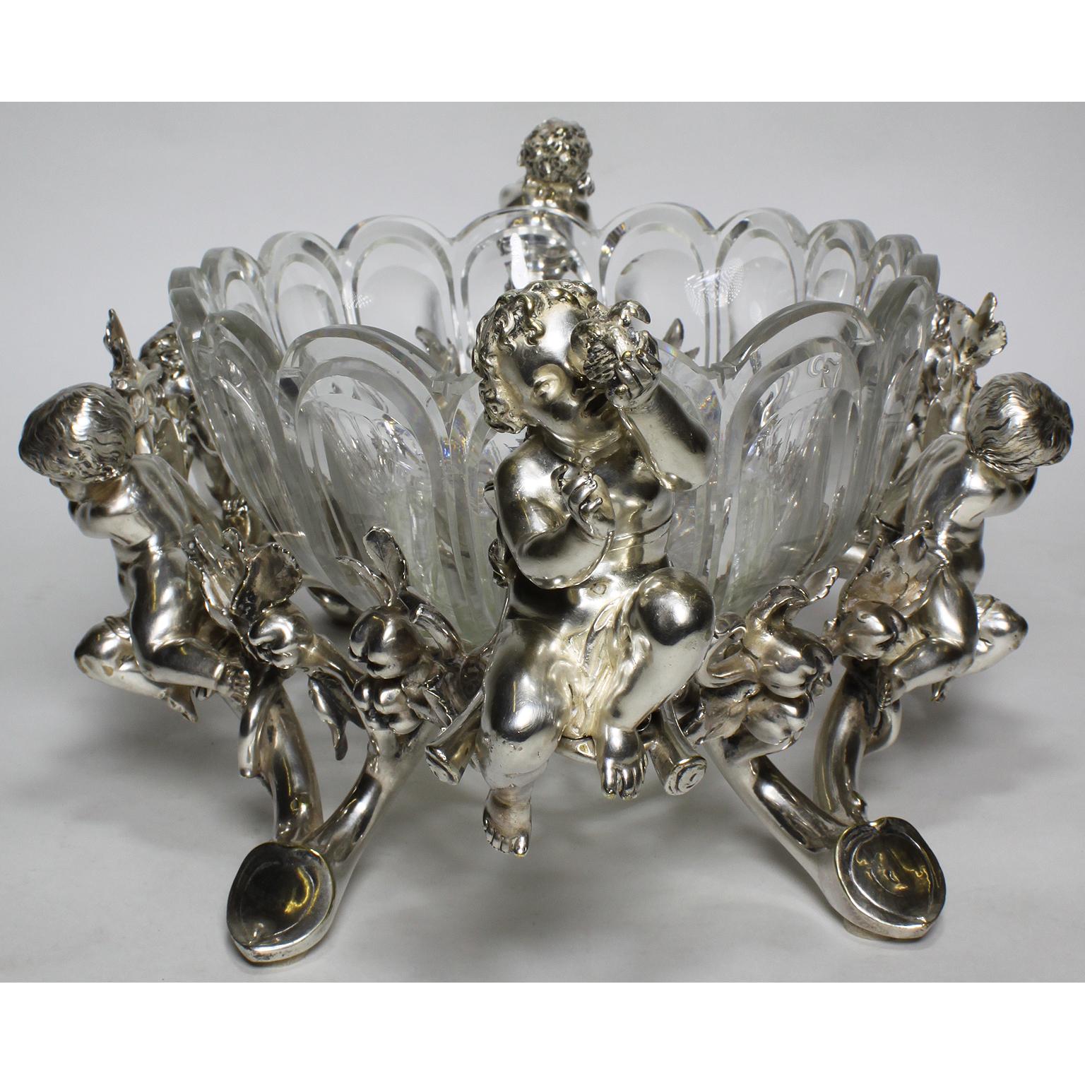 French 19th-20th Century Louis XV Style Silvered Christofle & Cie Centrepiece For Sale 3