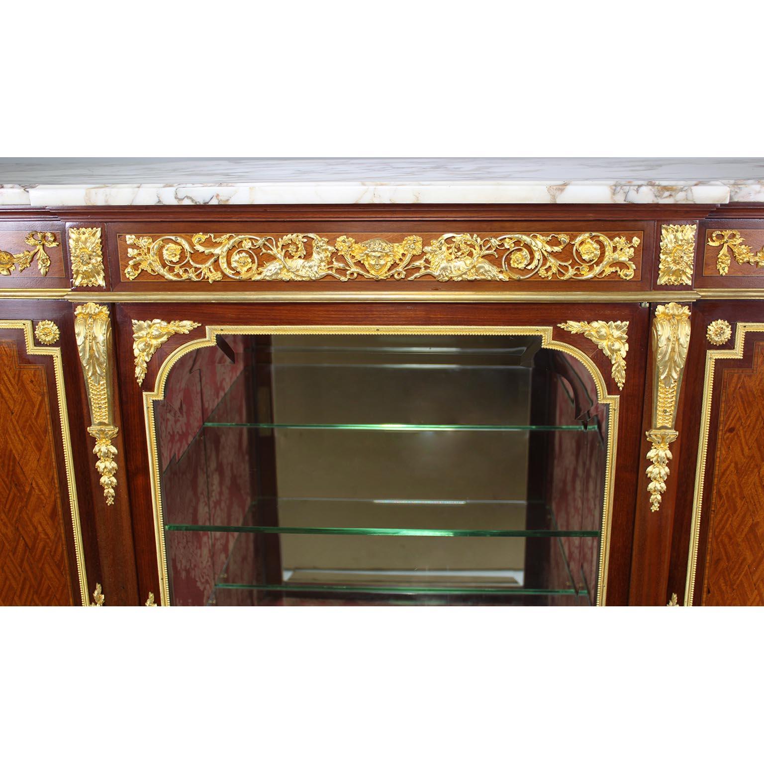 French Louis XVI Style Ormolu Mounted & Tulipwood Vitrine Cabinet, Attr. F.Linke For Sale 2