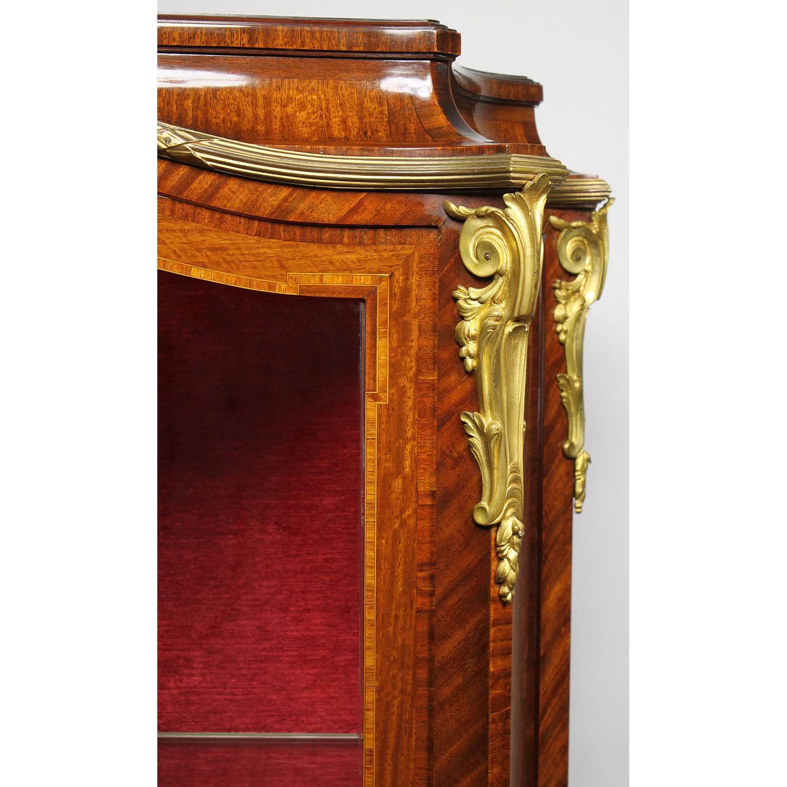 19th-20th Century Marquetry and Gilt-Bronze Mounted, François Linke Atrributed For Sale 3