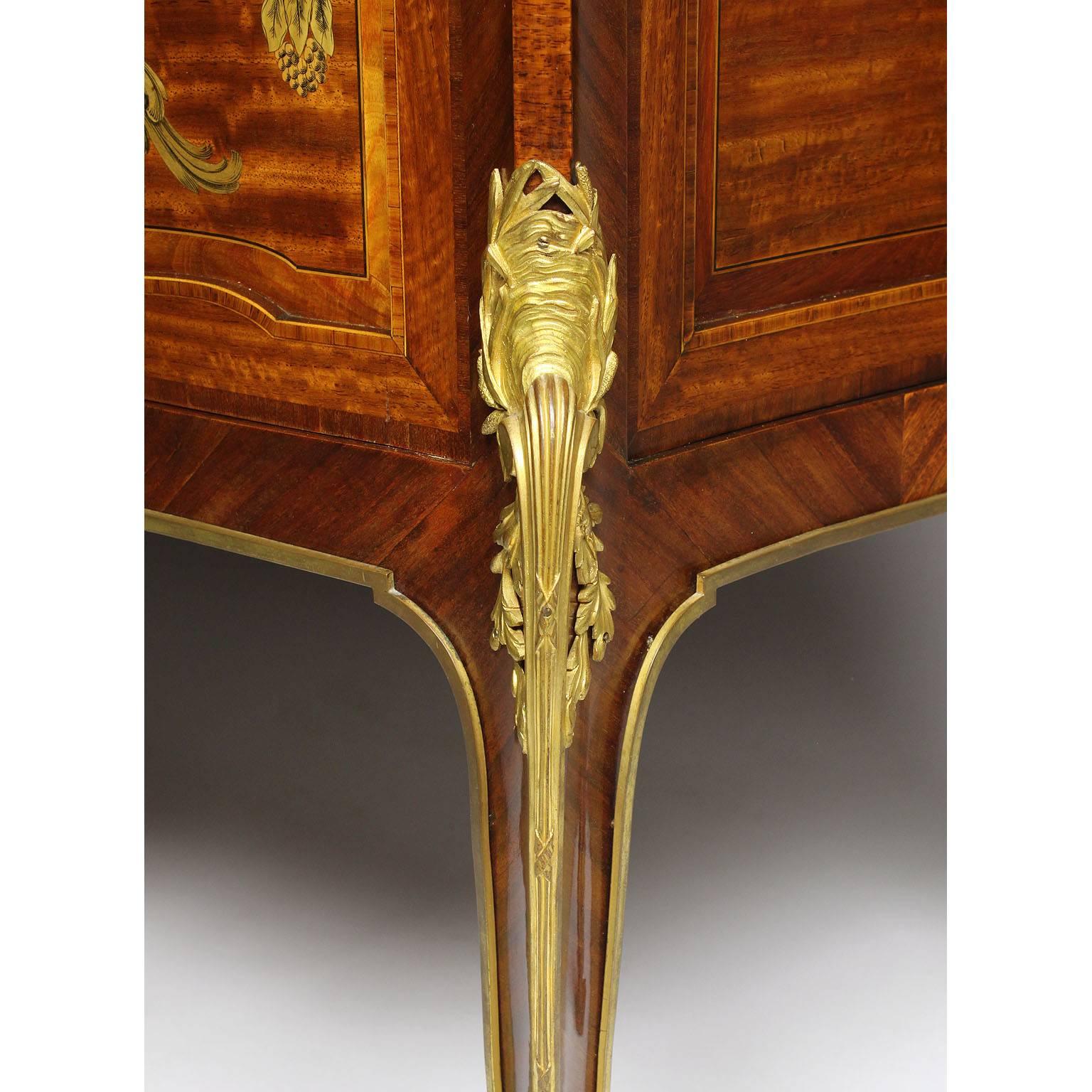Marqueterie et monture en bronze doré du 19e au 20e siècle, attribuée à François Linke en vente 1