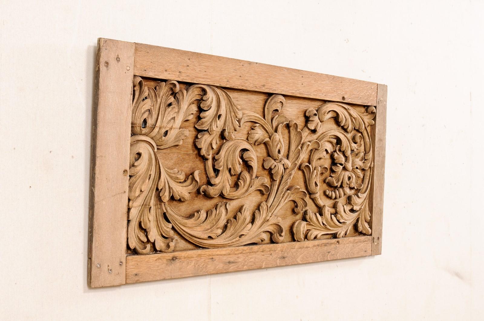 French 19th C. Acanthus-Carved Wood Wall Plaque In Good Condition For Sale In Atlanta, GA