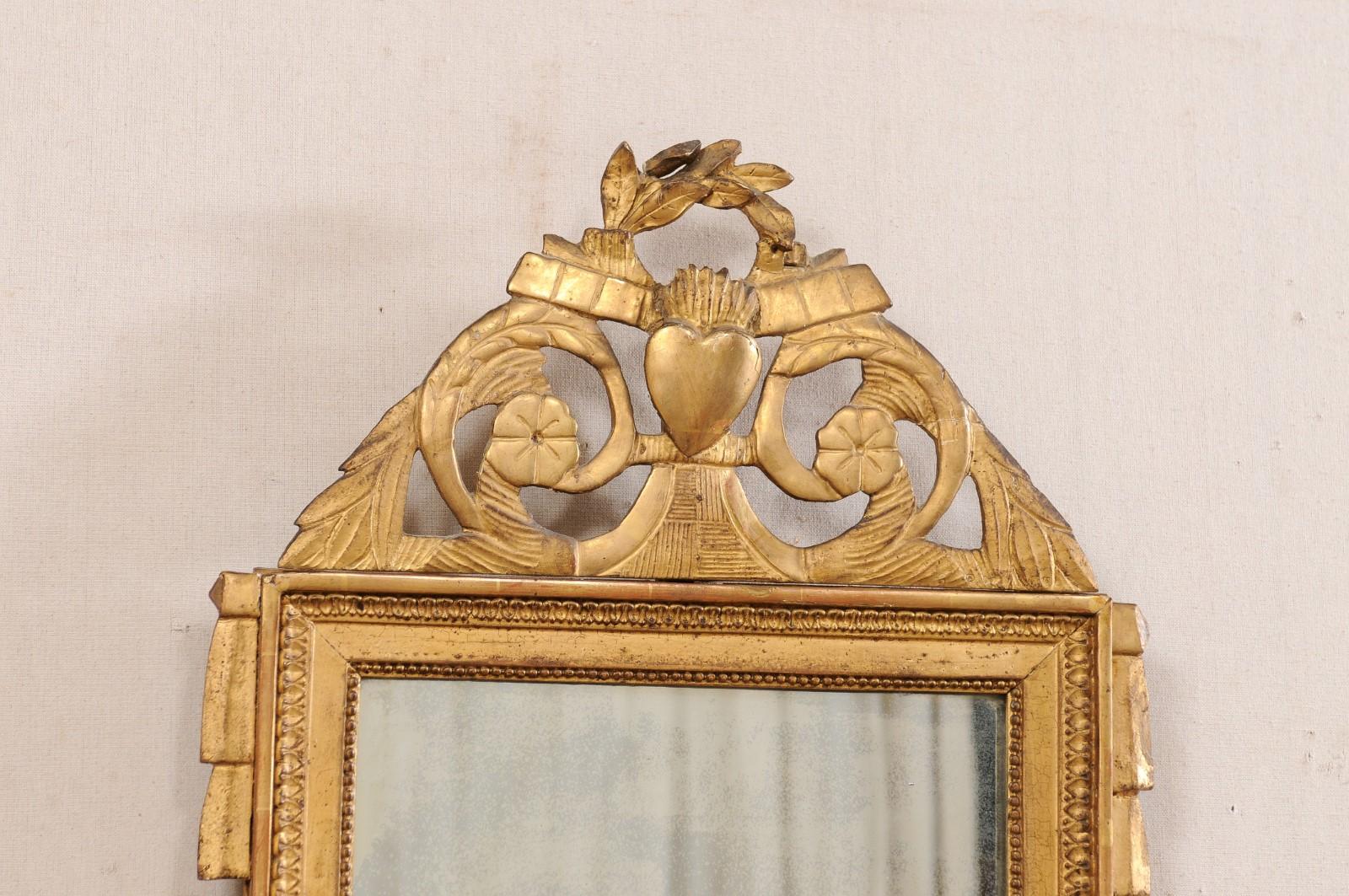 French 19th C. Carved & Gilt Decorative Wall Mirror w/Exaggerated Crest For Sale 3