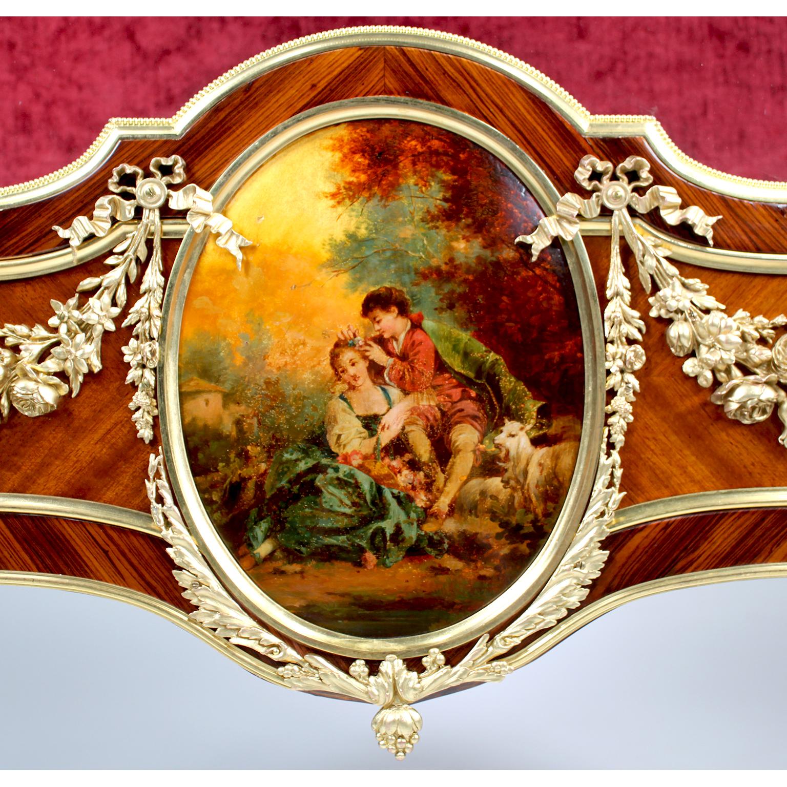 French 19th C. Louis XV Style Ormolu Mounted Vernis Martin Vitrine, Linke Attr In Good Condition For Sale In Los Angeles, CA