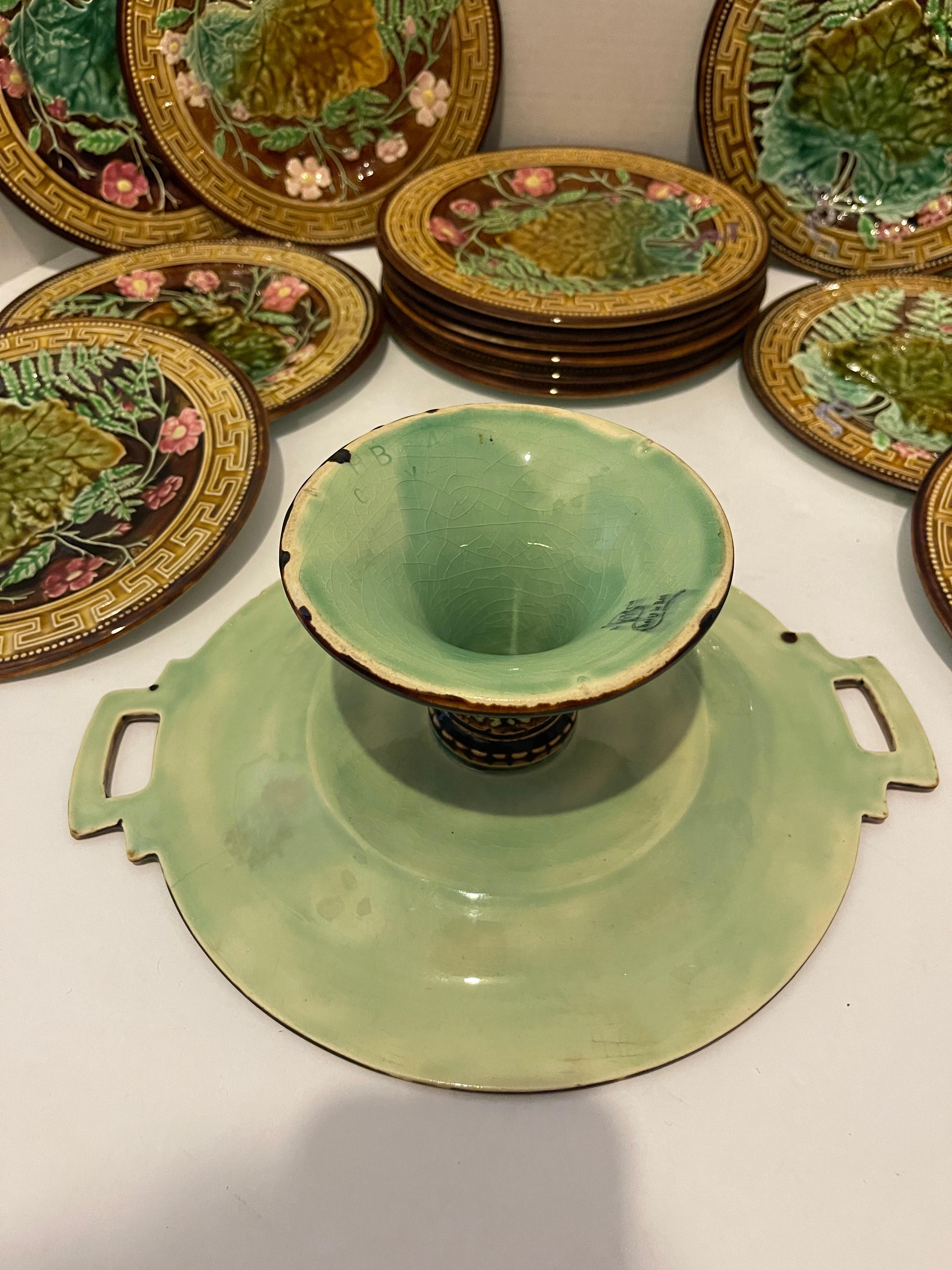 French 19th C. Majolica Set of 12 Plates & dishes, Choisy Le Roi, C.1880 5