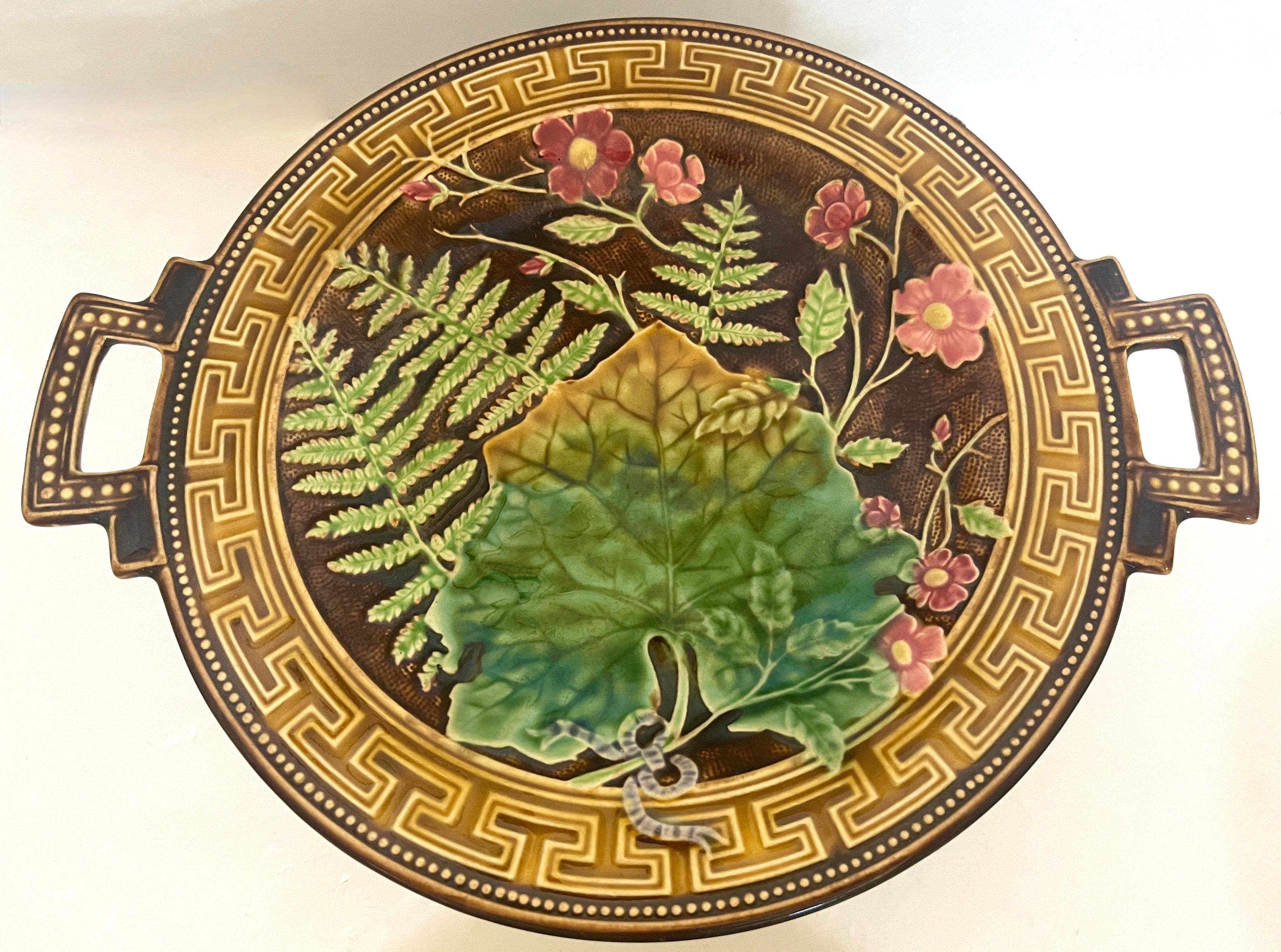 French 19th C. Majolica Set of 12 Plates & dishes, Choisy Le Roi, C.1880 2