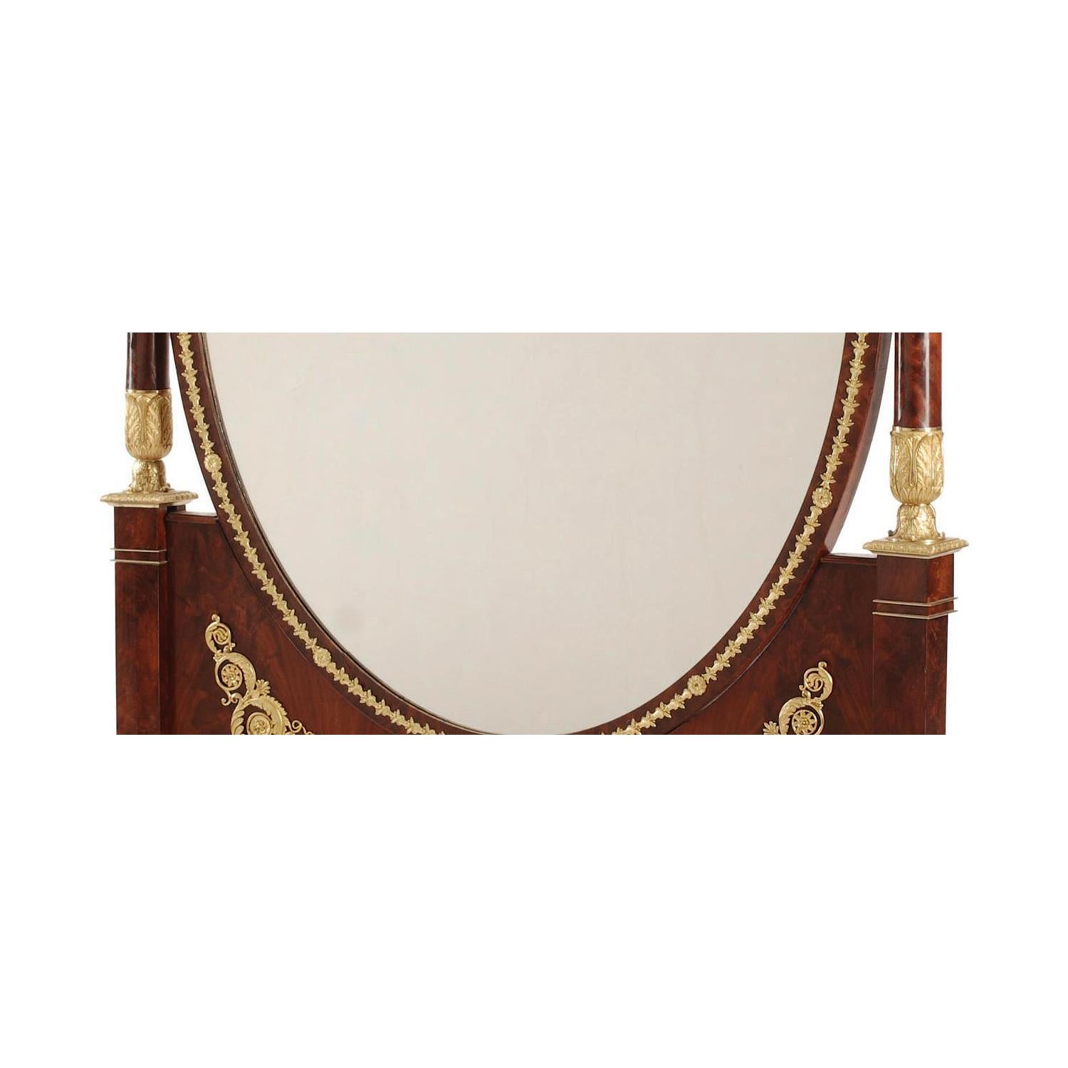 Cheval-Spiegel im Empire-Stil von Napoleon III. aus Mahagoni und Goldbronze, montiert (Französisch) im Angebot