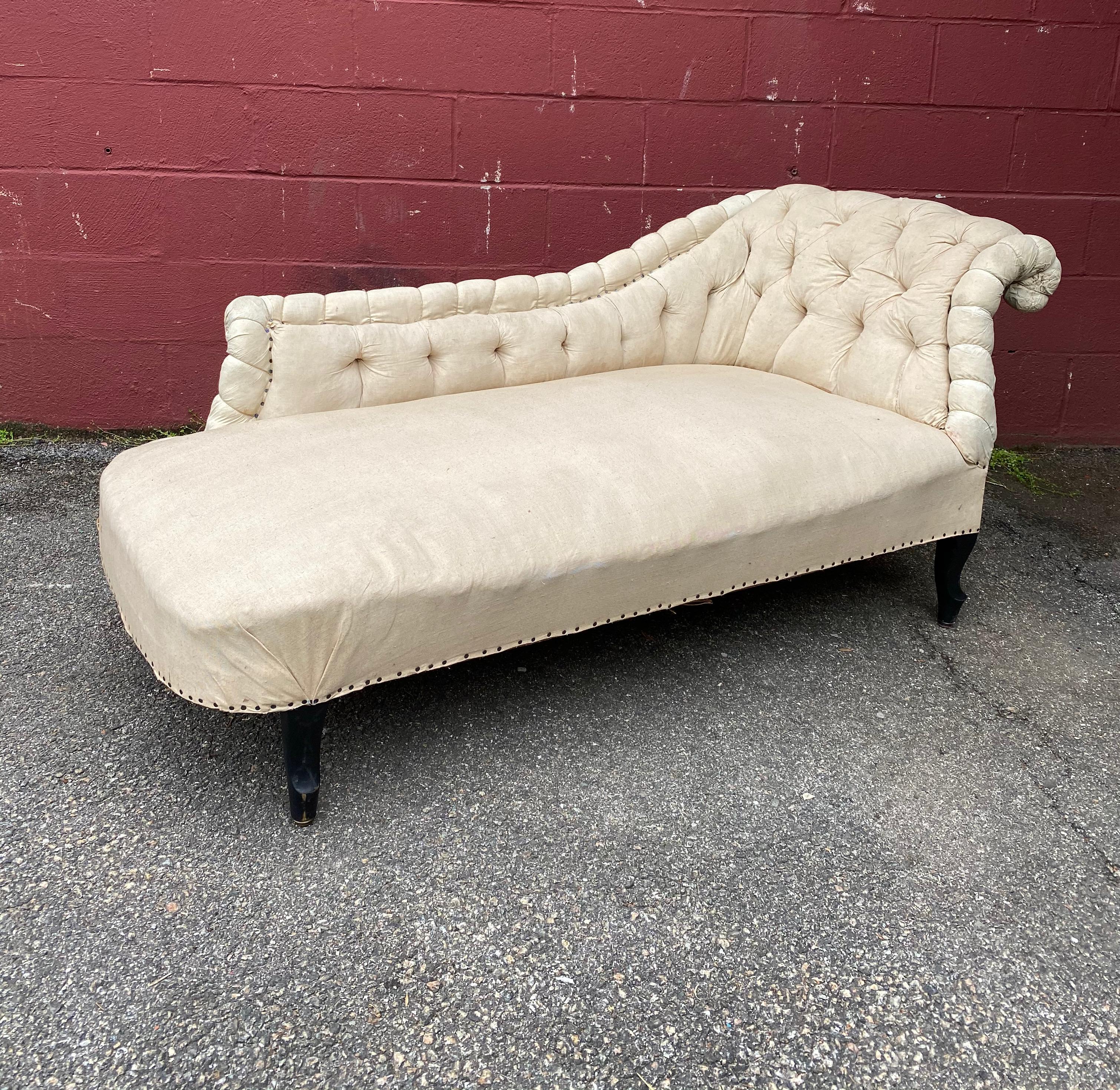 French 19th C Napoleon III Tufted Asymmetrical Chaise Longue 1