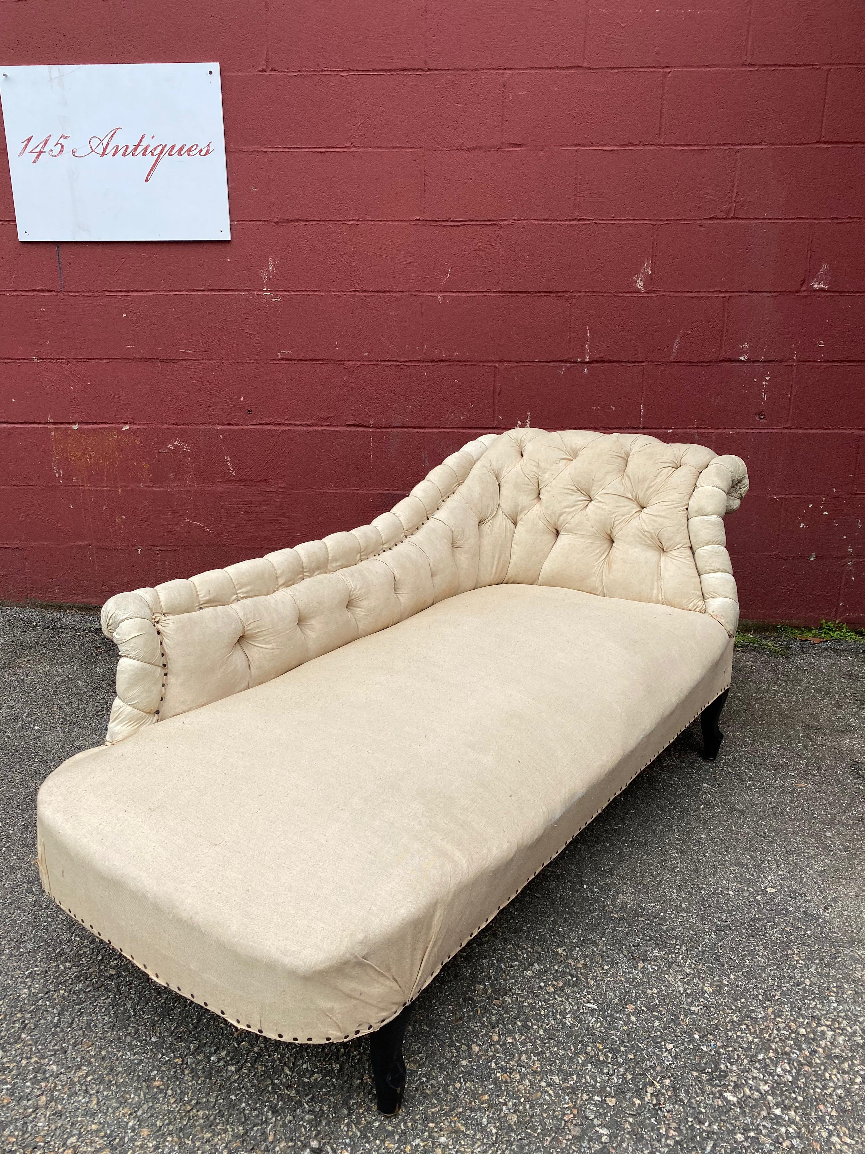 French 19th C Napoleon III Tufted Asymmetrical Chaise Longue 2