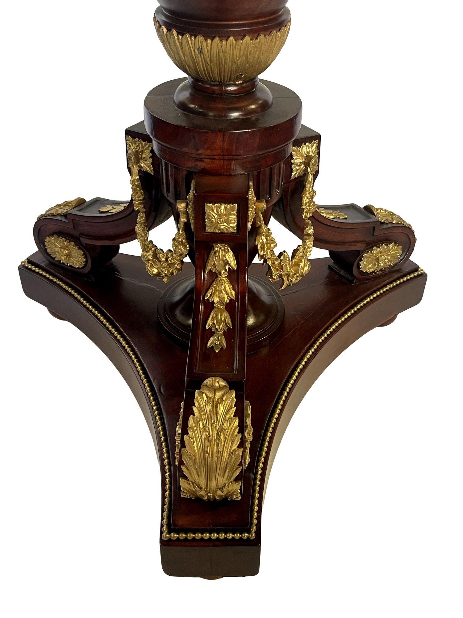 Table néoclassique française du 19ème siècle montée sur porcelaine et bronze doré, Fournier en vente 4