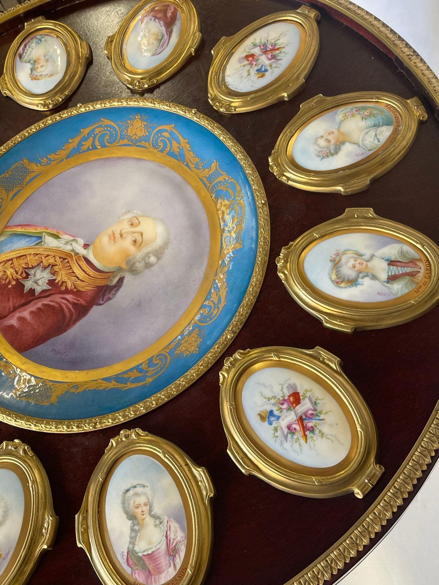 Table néoclassique française du 19ème siècle montée sur porcelaine et bronze doré, Fournier en vente 1