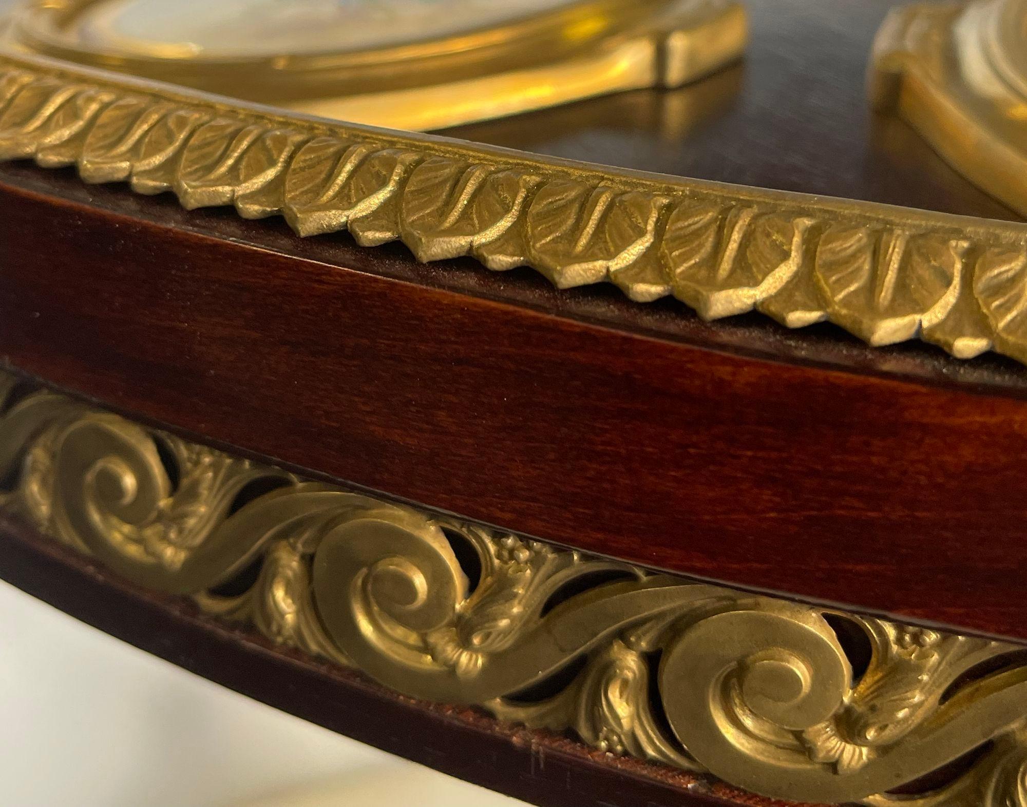Table néoclassique française du 19ème siècle montée sur porcelaine et bronze doré, Fournier en vente 3