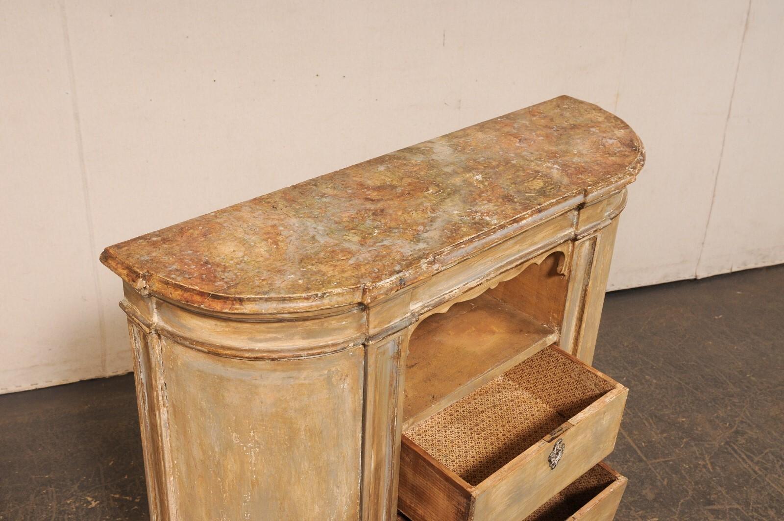 Legno Demi-Console francese in legno del 19° secolo con piano dipinto in finto marmo - una bella dimensione! in vendita