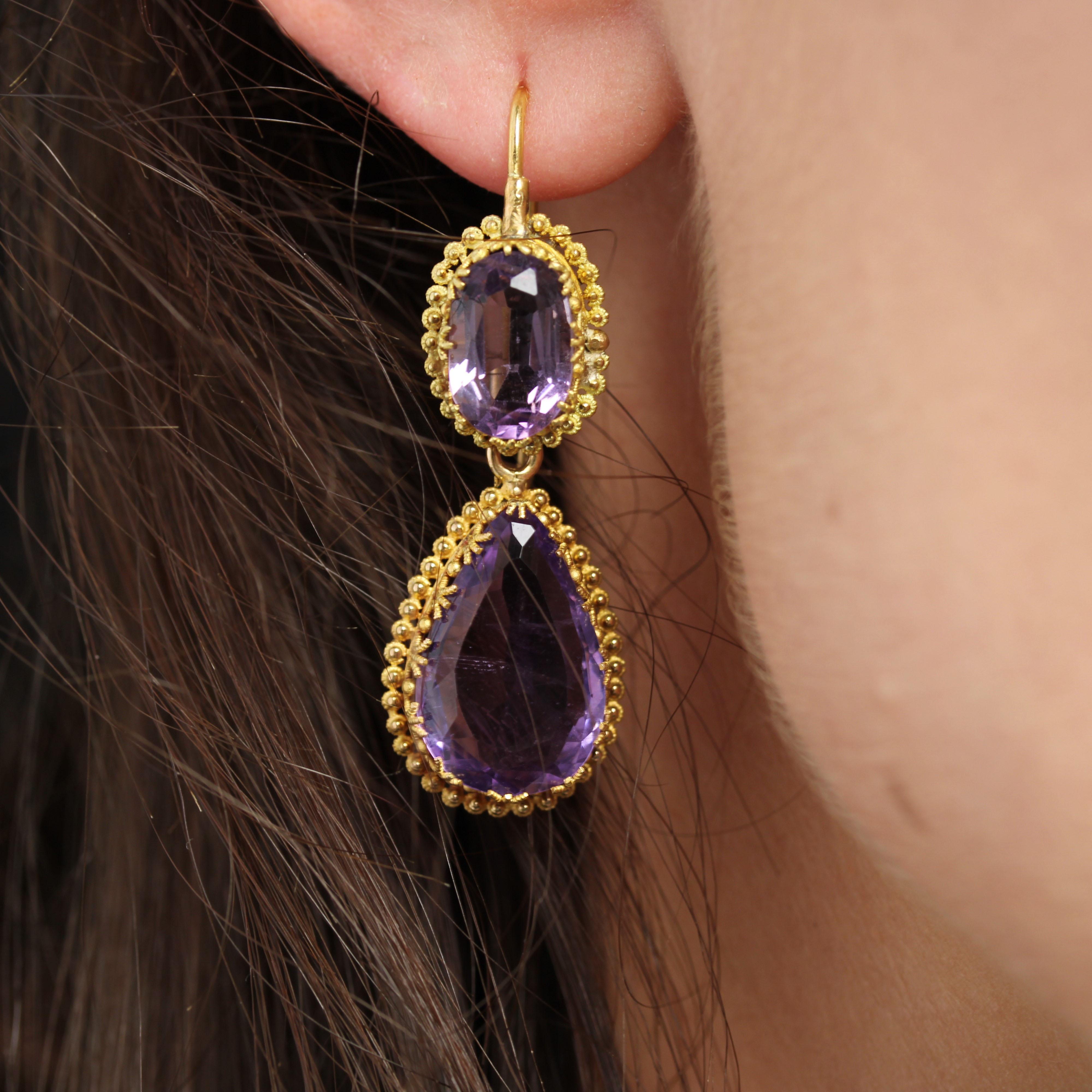 French 19th Century 10 Carats Amethyst 18 Karat Yellow Gold Dangle Earrings 7