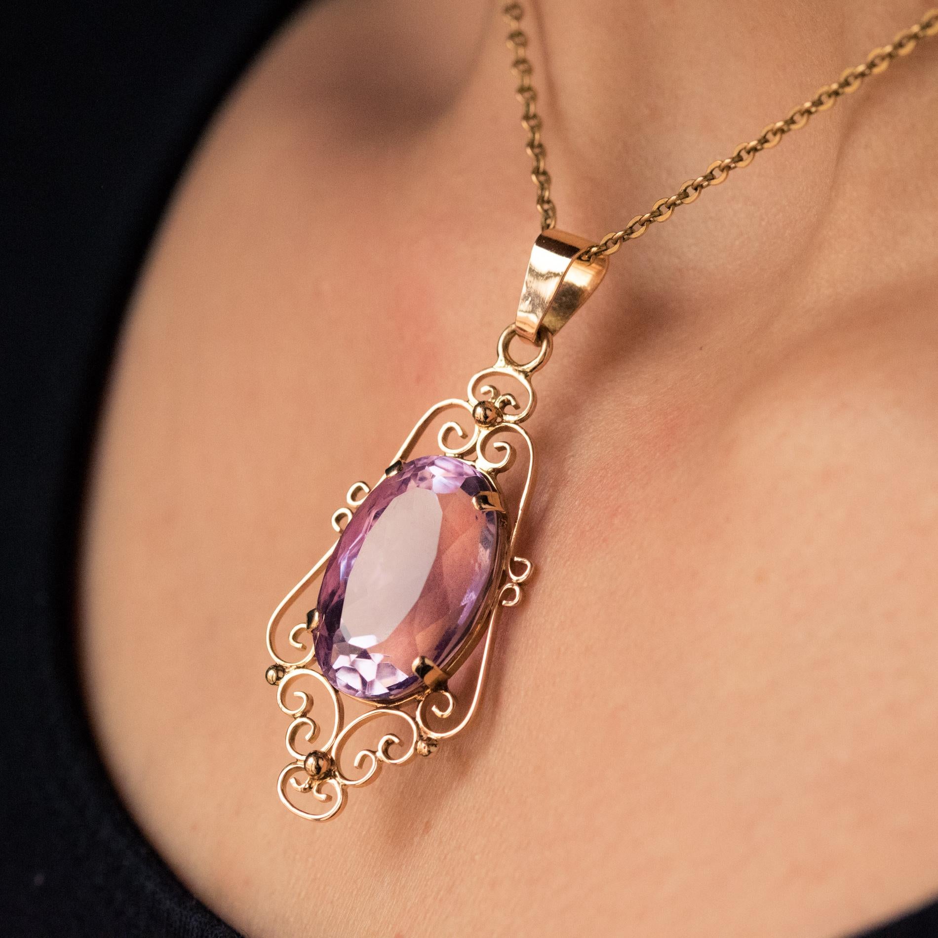 Napoleon III French 19th Century 16.5 Carat Amethyst 18 Karat Rose Gold Pendant For Sale