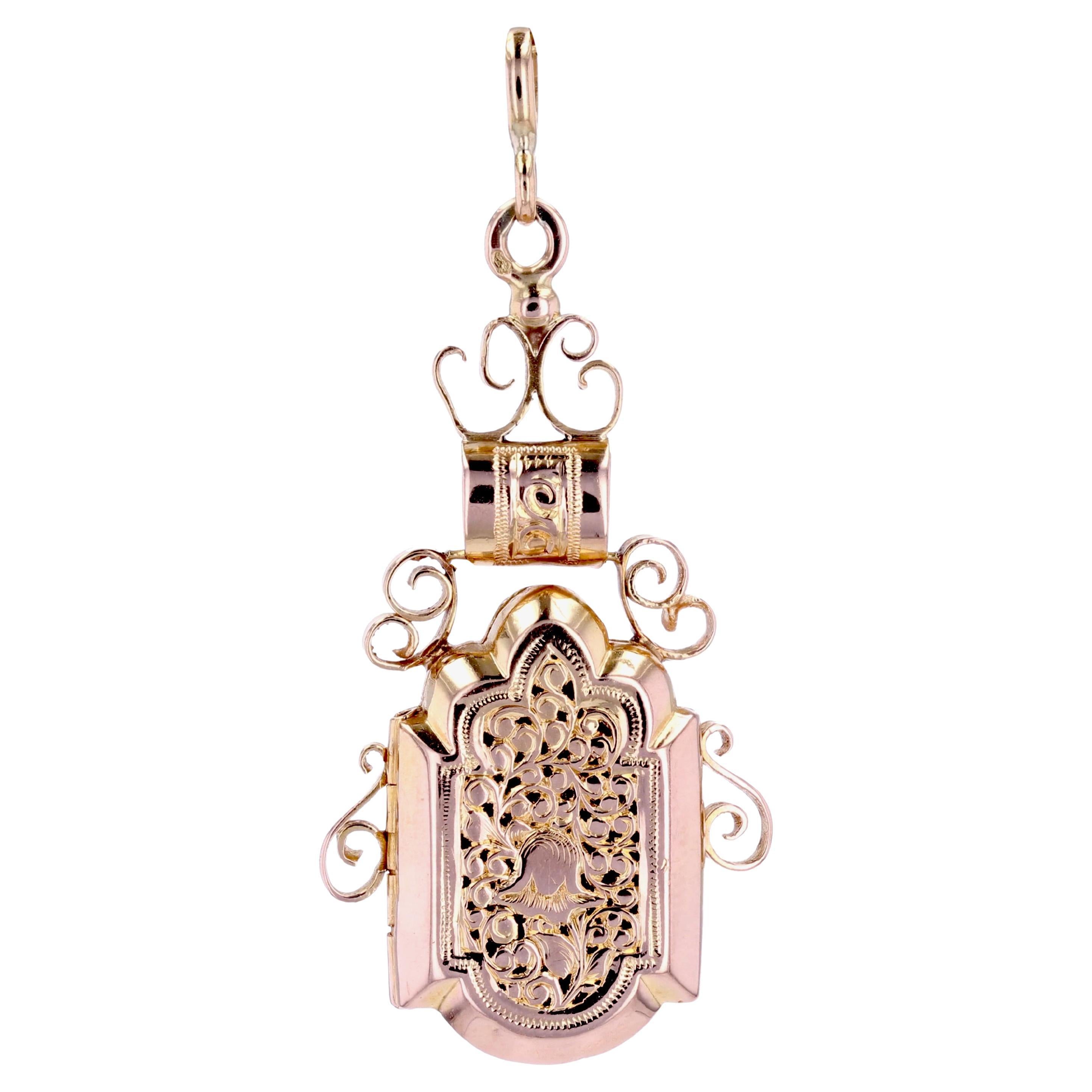 French 19th Century 18 Karat Rose Gold Chiseled Medallion Locket Pendant