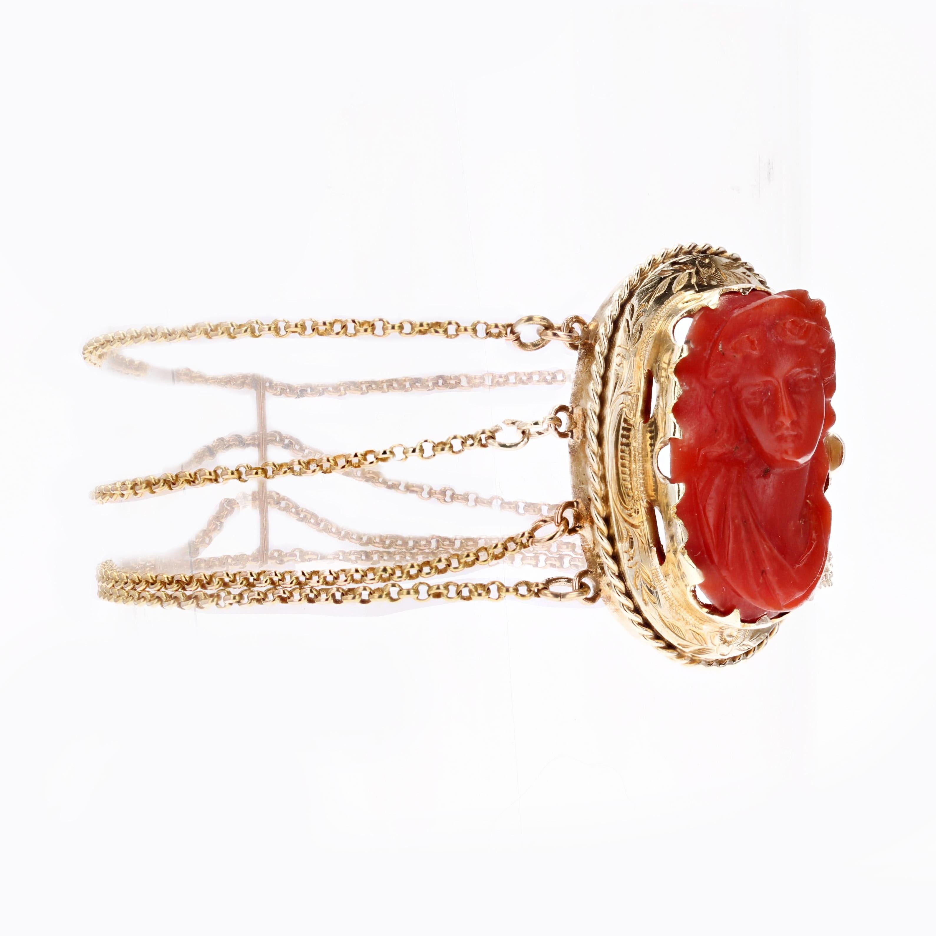 Women's French 19th Century 18 Karat Yellow Gold Coral Clasp Chain Bracelet