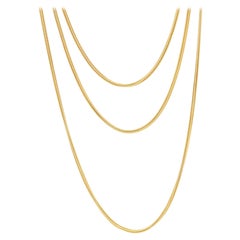 French 19th Century 18 Karat Yellow Gold Long Chain Necklace