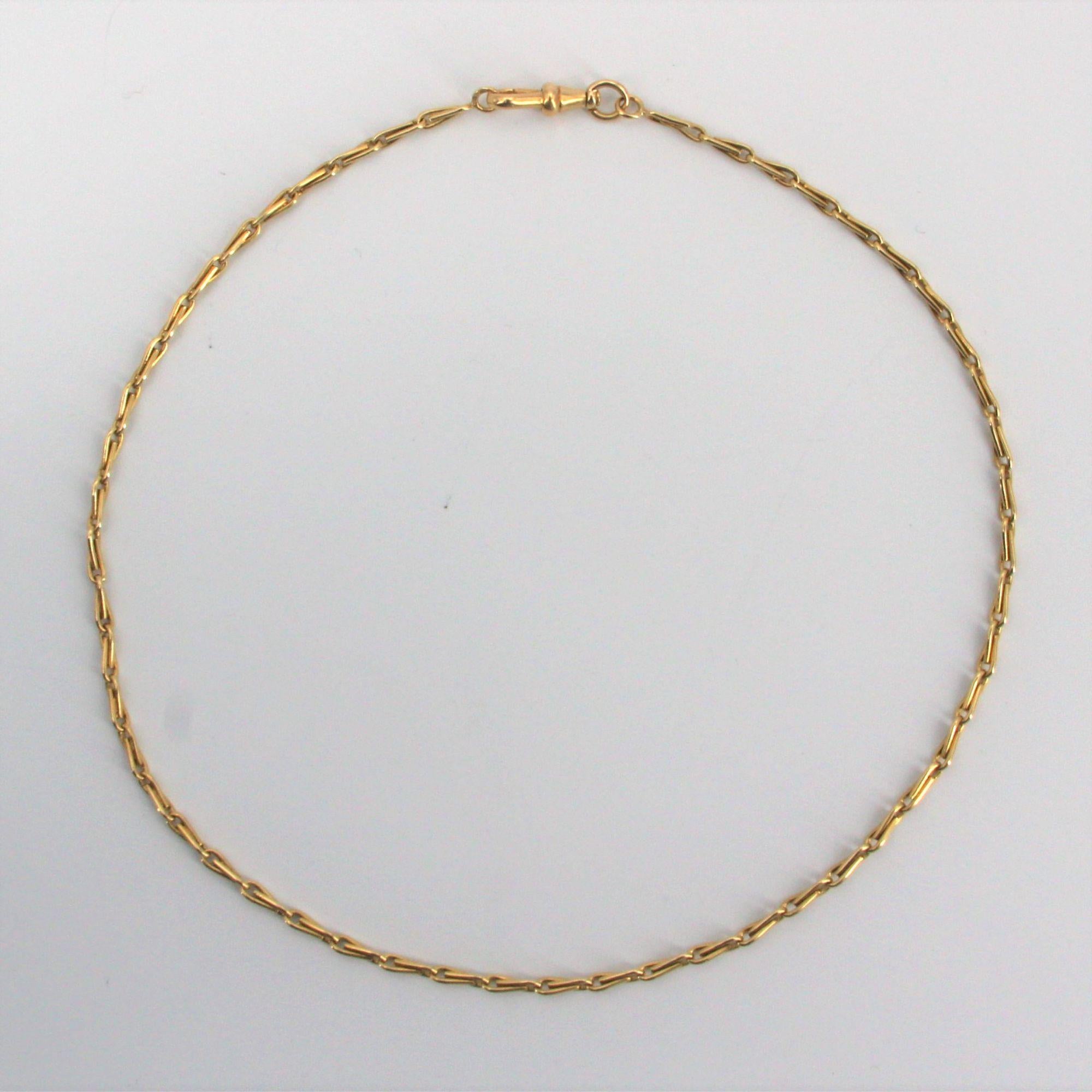 French 19th Century 18 Karat Yellow Gold Watch Chain In Good Condition In Poitiers, FR