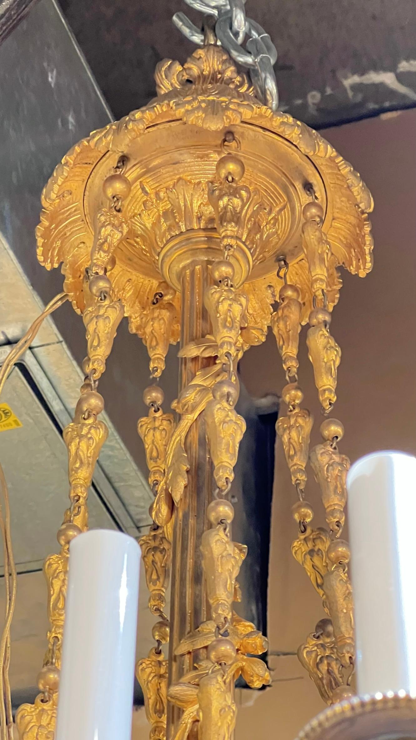 French 19th Century 18-Light Gilt Bronze Chandelier in Louis XVI Style For Sale 7