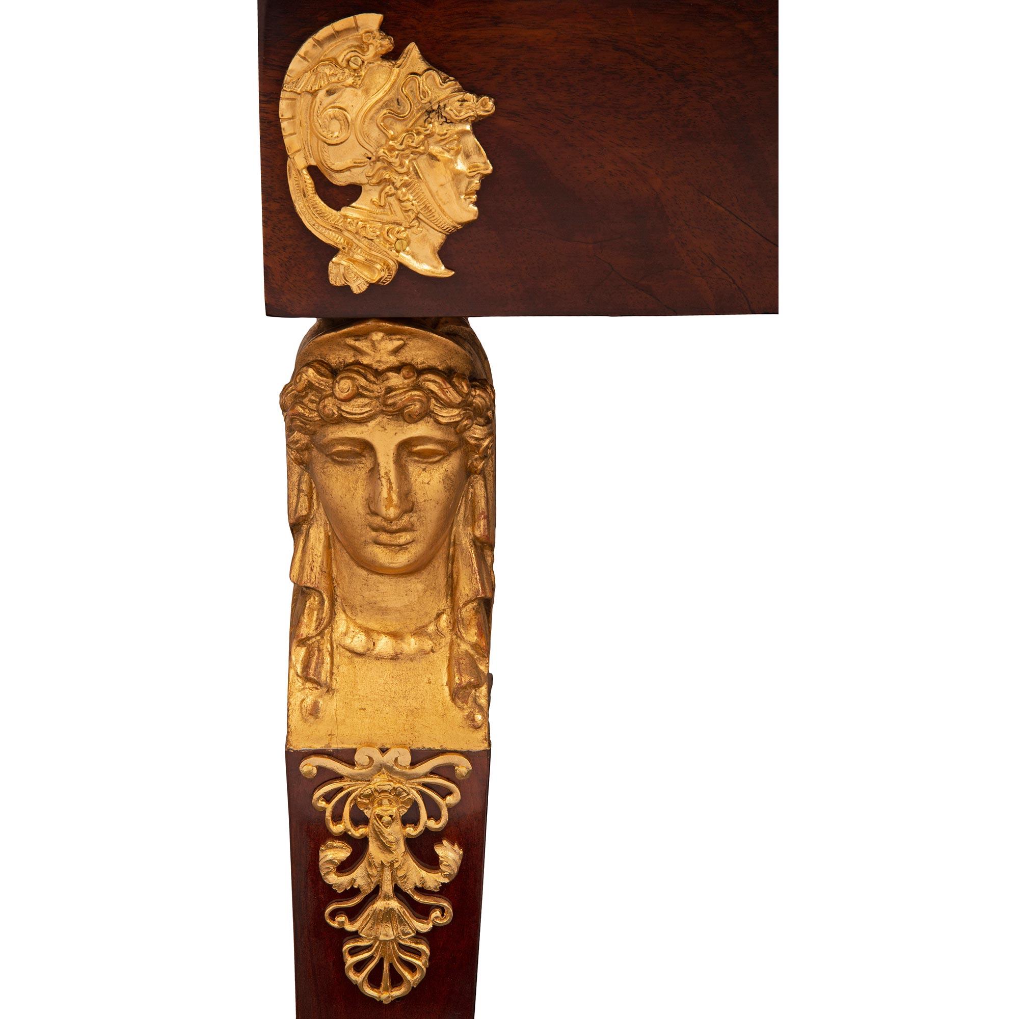 Console française du 19ème siècle d'époque 1er Empire en acajou, bronze doré et marbre en vente 1
