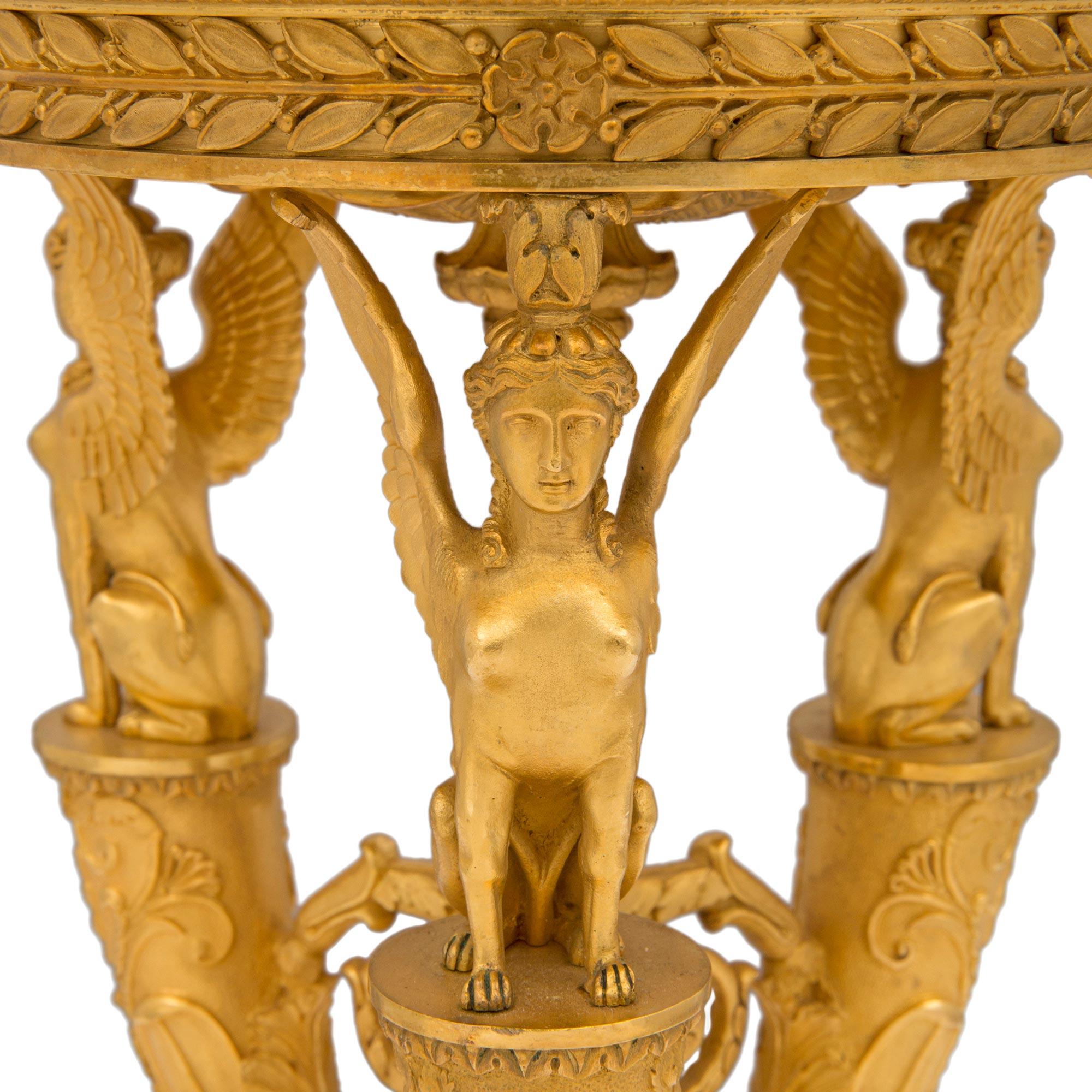 Franzsisch 19. Jahrhundert 1. Empire Periode Ormolu Kandelaber Centerpiece im Angebot 1