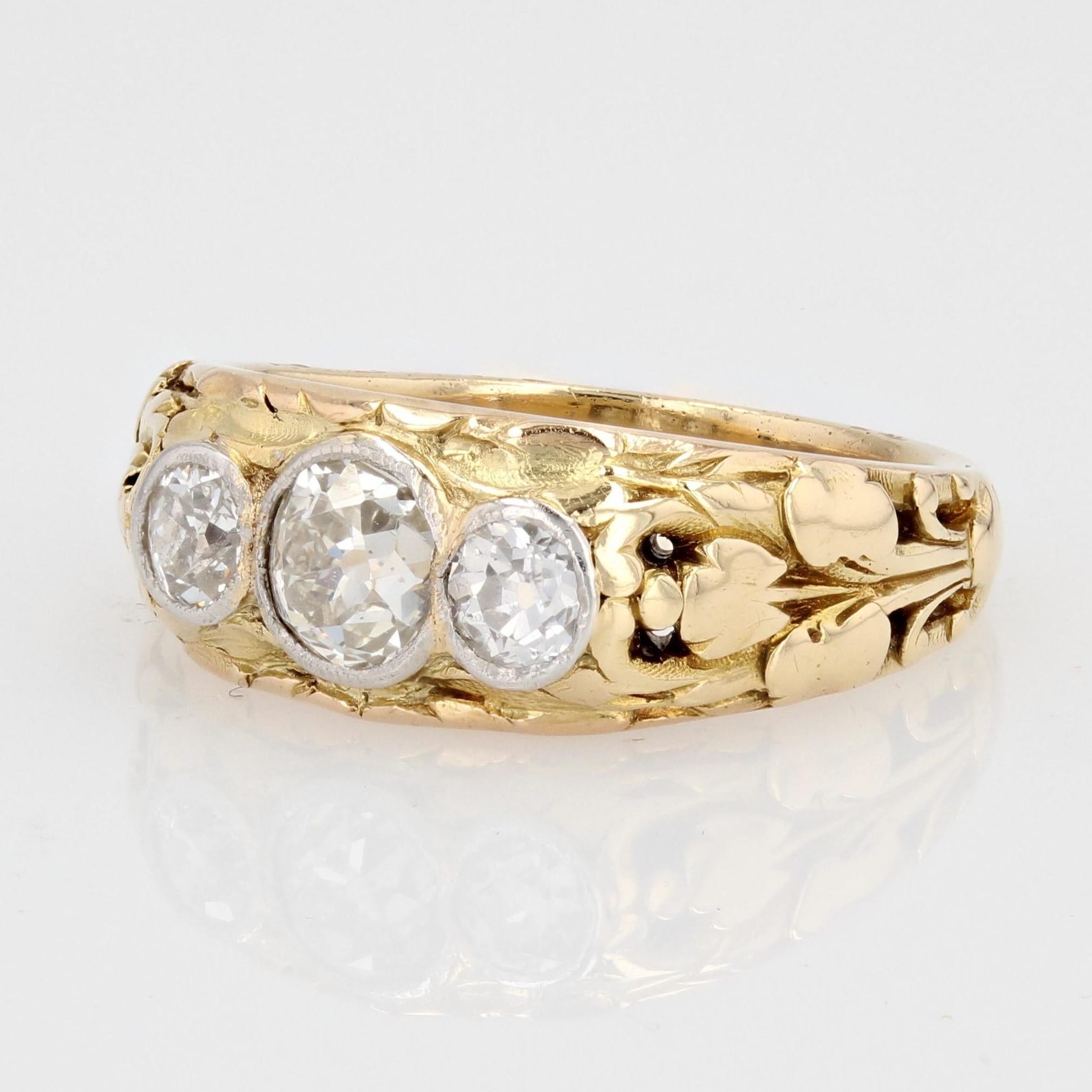 French 19th Century 3 Diamonds 18 Karat Yellow Gold Bangle Ring For Sale 1