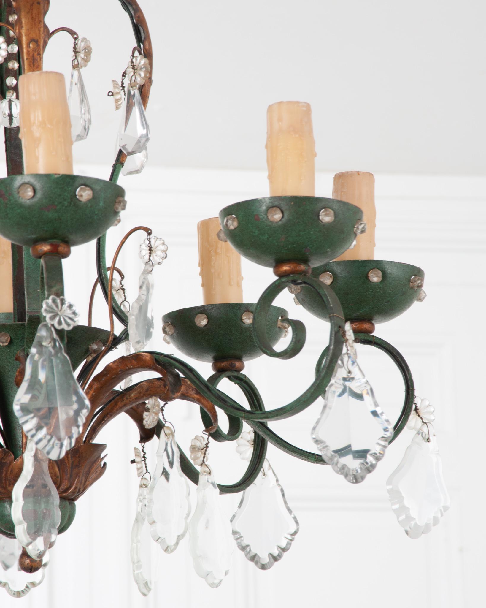 Französisch, 19. Jahrhundert, 8 Lights Kronleuchter (Sonstiges) im Angebot