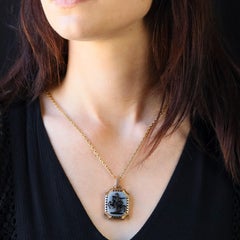 French 19th Century Agate Cameo 18 Karat Rose gold Platinum Locket Pendant